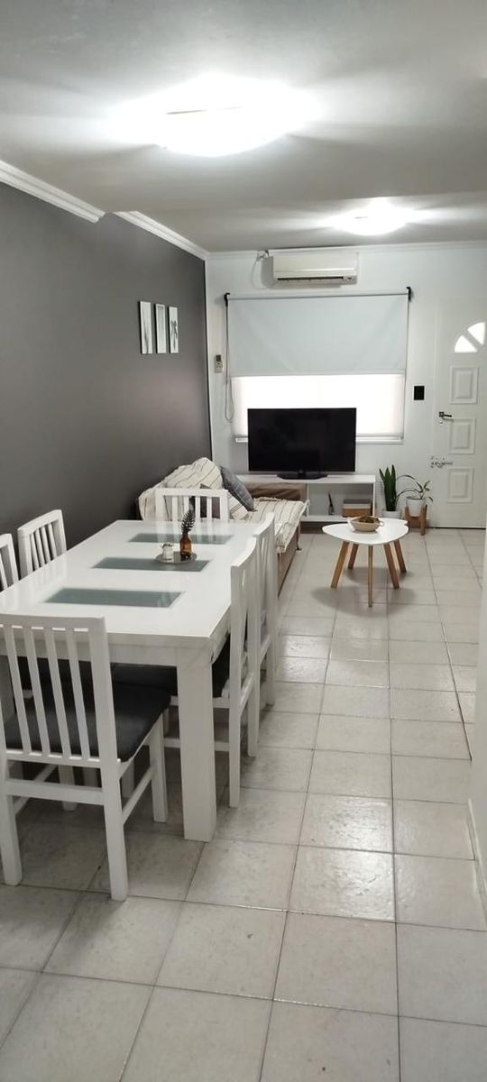 Dúplex de 3 ambientes en impecable estado. - 2