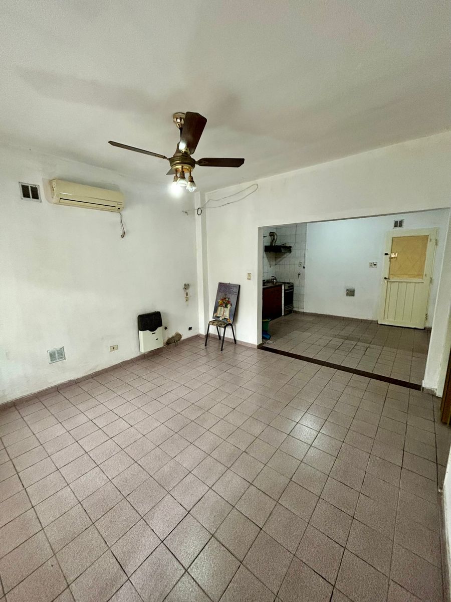 Casa sobre lote propio en alquiler. San Justo - 3
