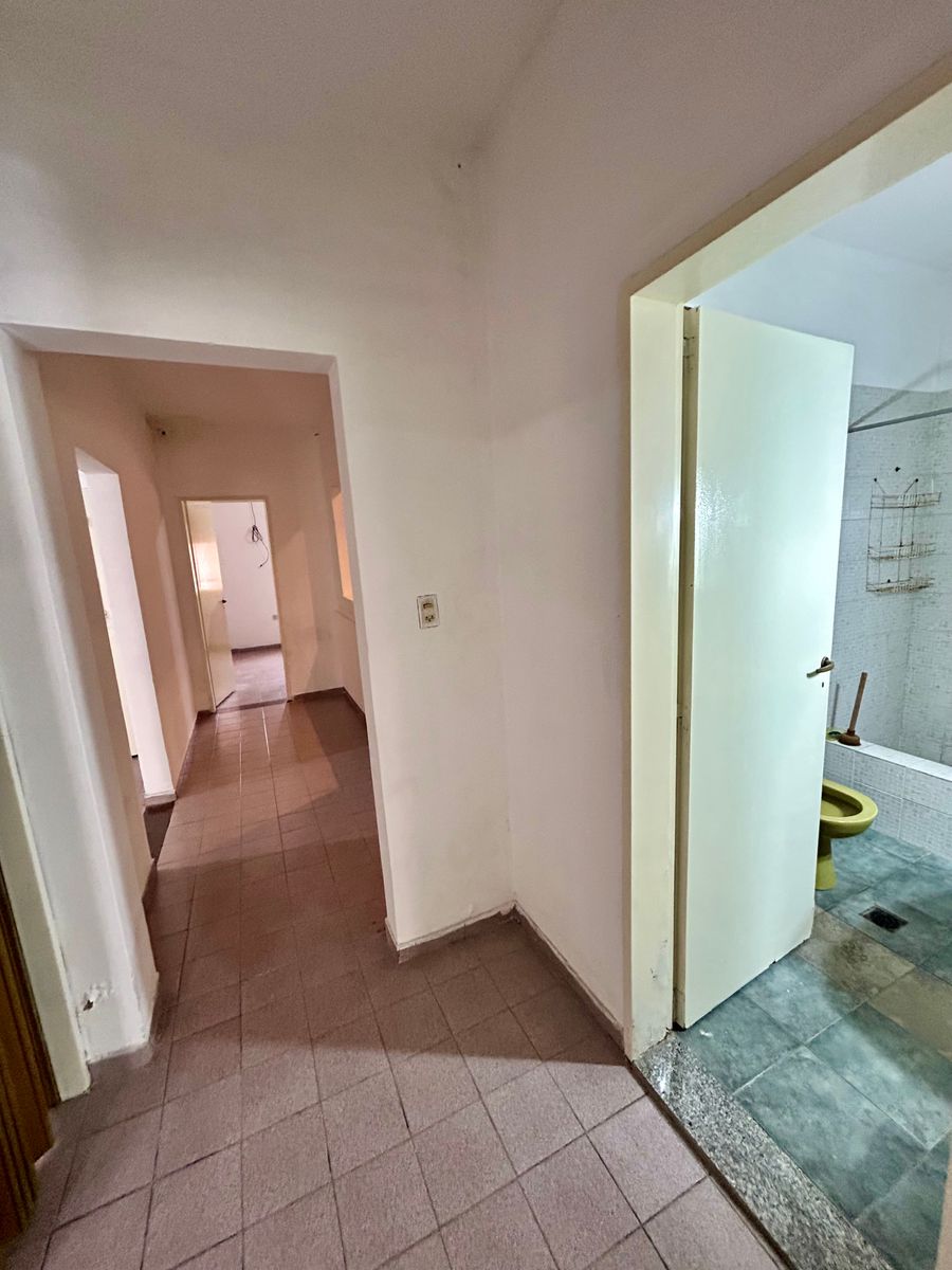 Casa sobre lote propio en alquiler. San Justo - 10