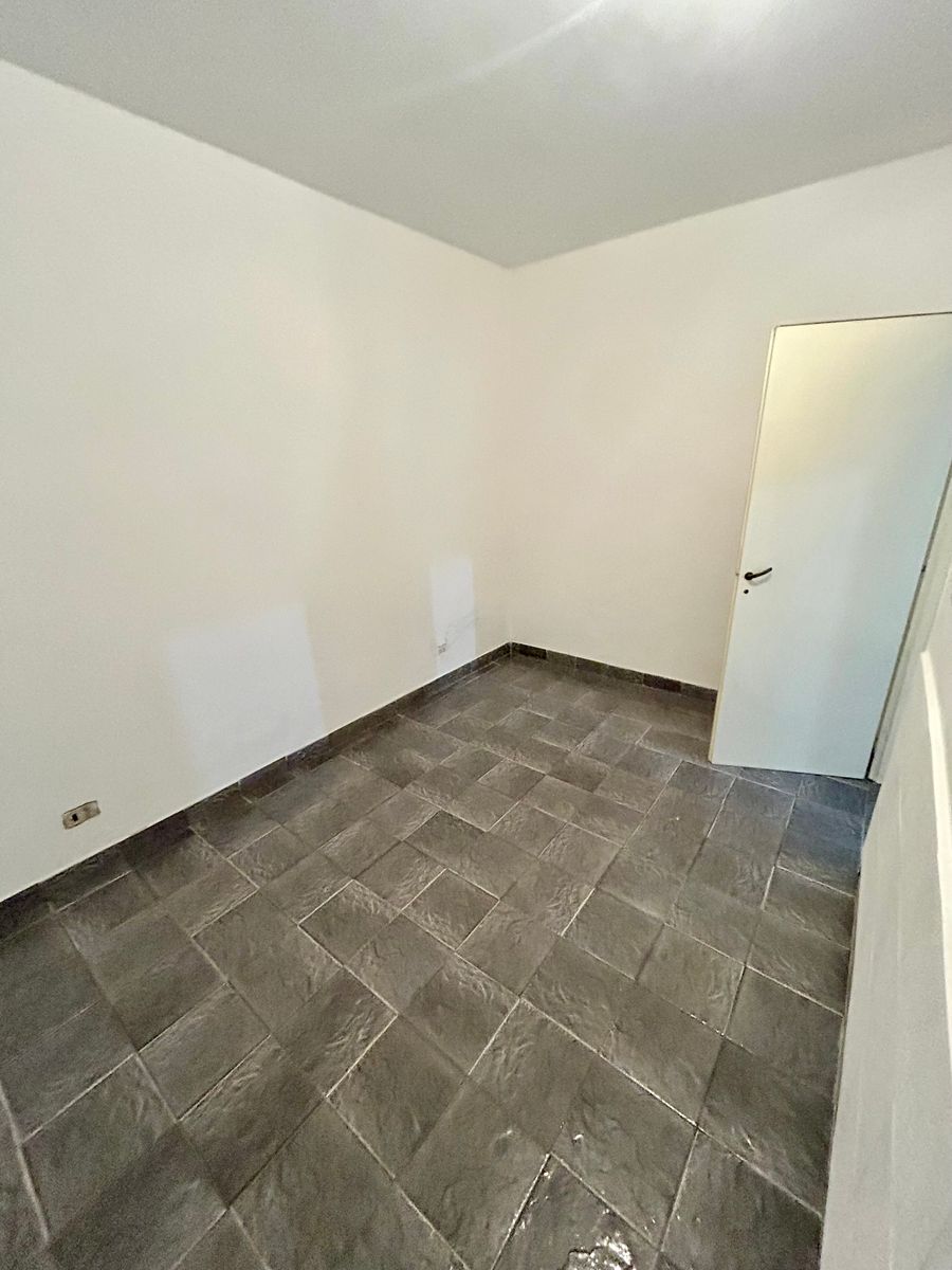 Casa sobre lote propio en alquiler. San Justo - 12