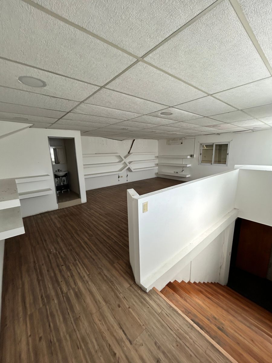 Alquiler depósito Industrial + oficinas y showrrom. Zonificación U2B. — foto 13
