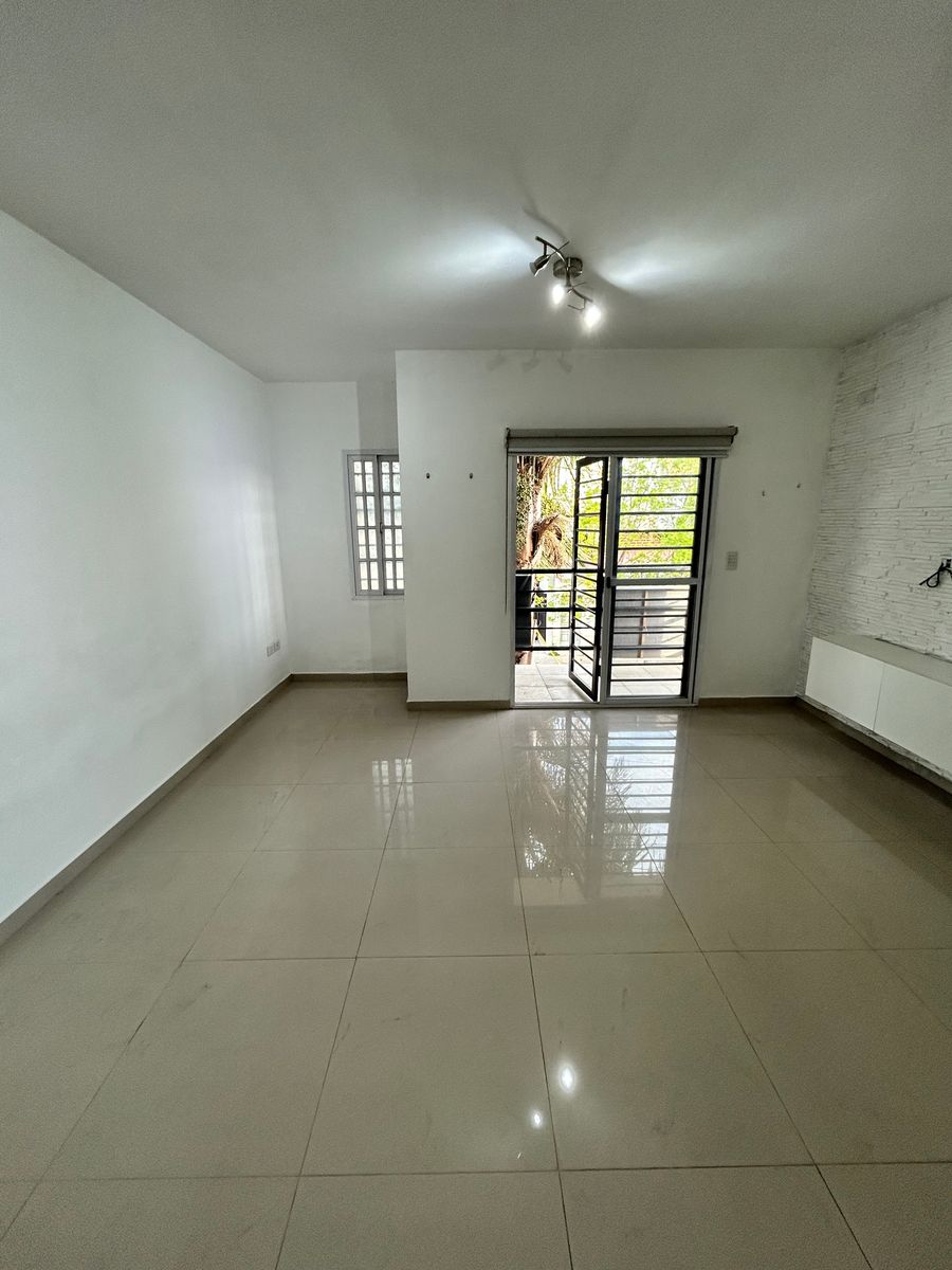 Excelente Departamento de 2 ambientes con cochera cubierta. San Justo — foto 6