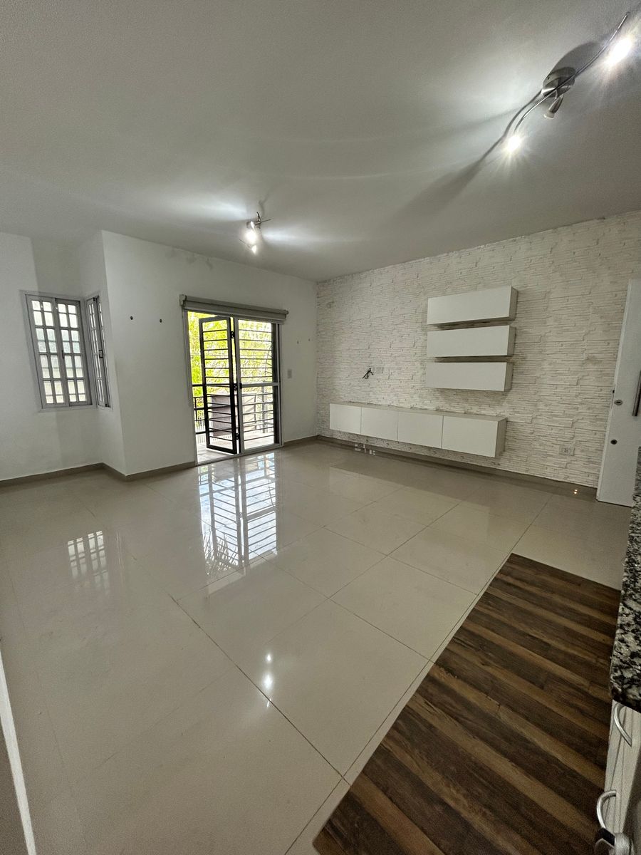 Excelente Departamento de 2 ambientes con cochera cubierta. San Justo — foto 7