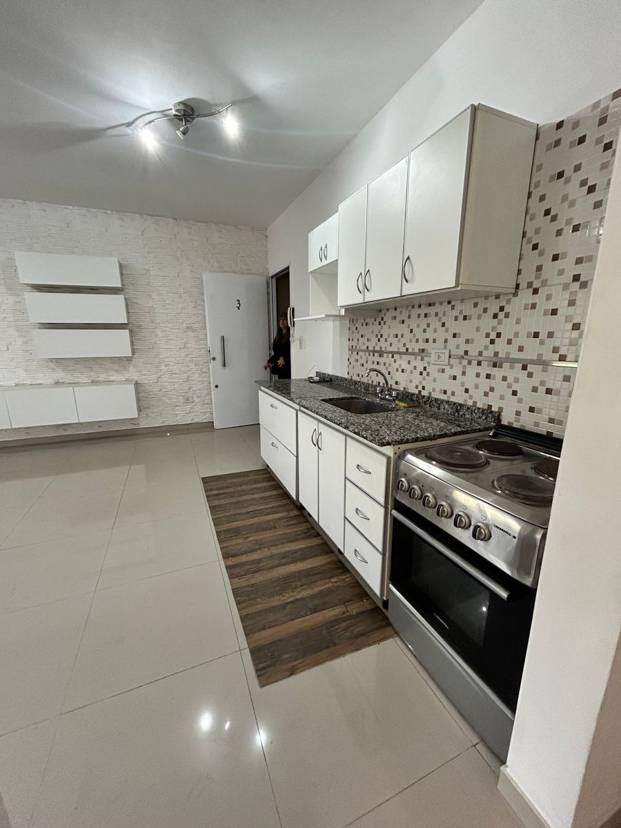 Excelente Departamento de 2 ambientes con cochera cubierta. San Justo — foto 11