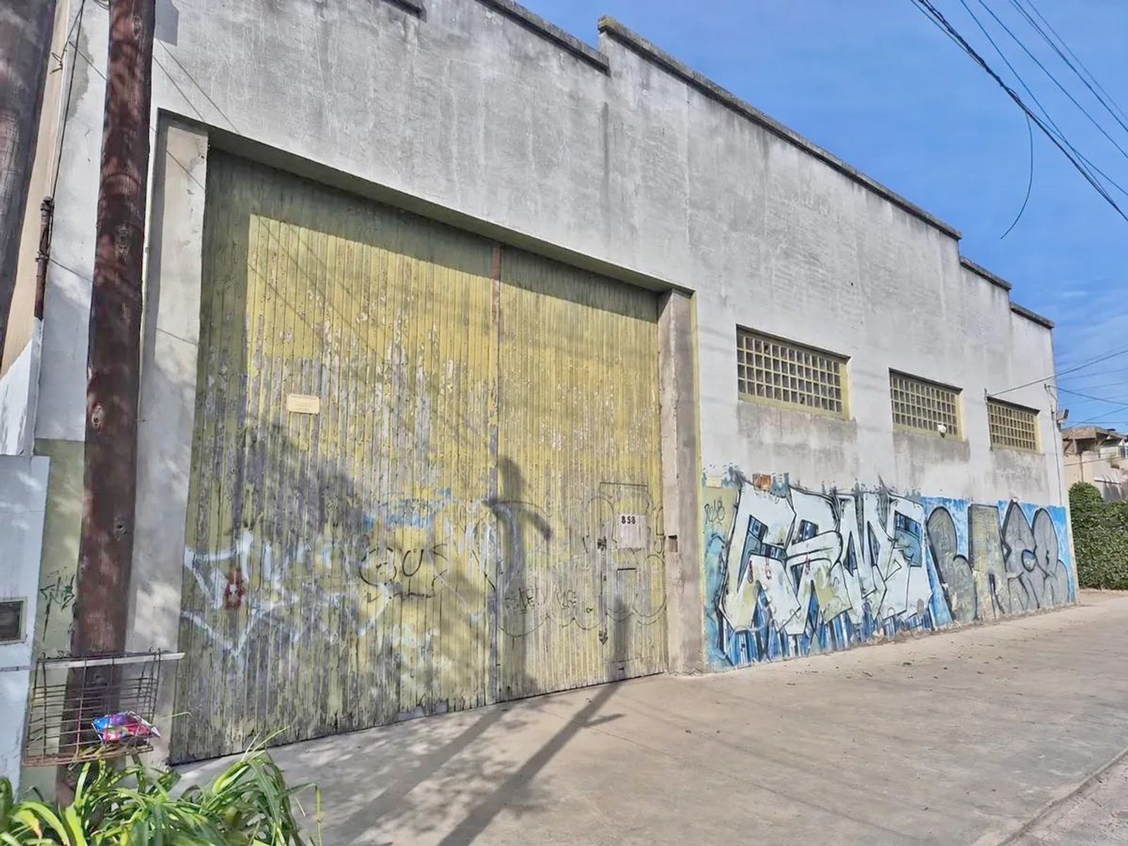 Excelente Galpón de 600 mts2 en Haedo — foto 11