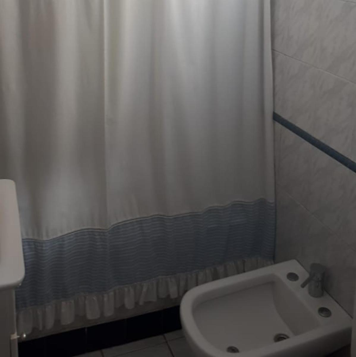 Muy buen departamento con vista abierta en Almagro. — foto 2