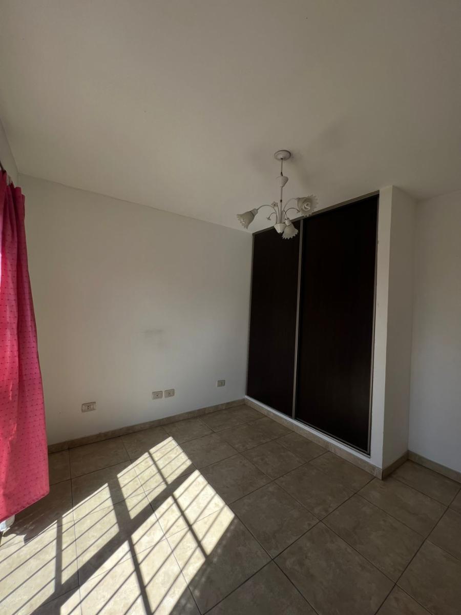 Duplex En Moron De Ambientes Amplios Y Luminosos Con Guardacoches Y Patio - Apto Credito Hipotecario - Se Escucha Oferta Razonable — foto 8