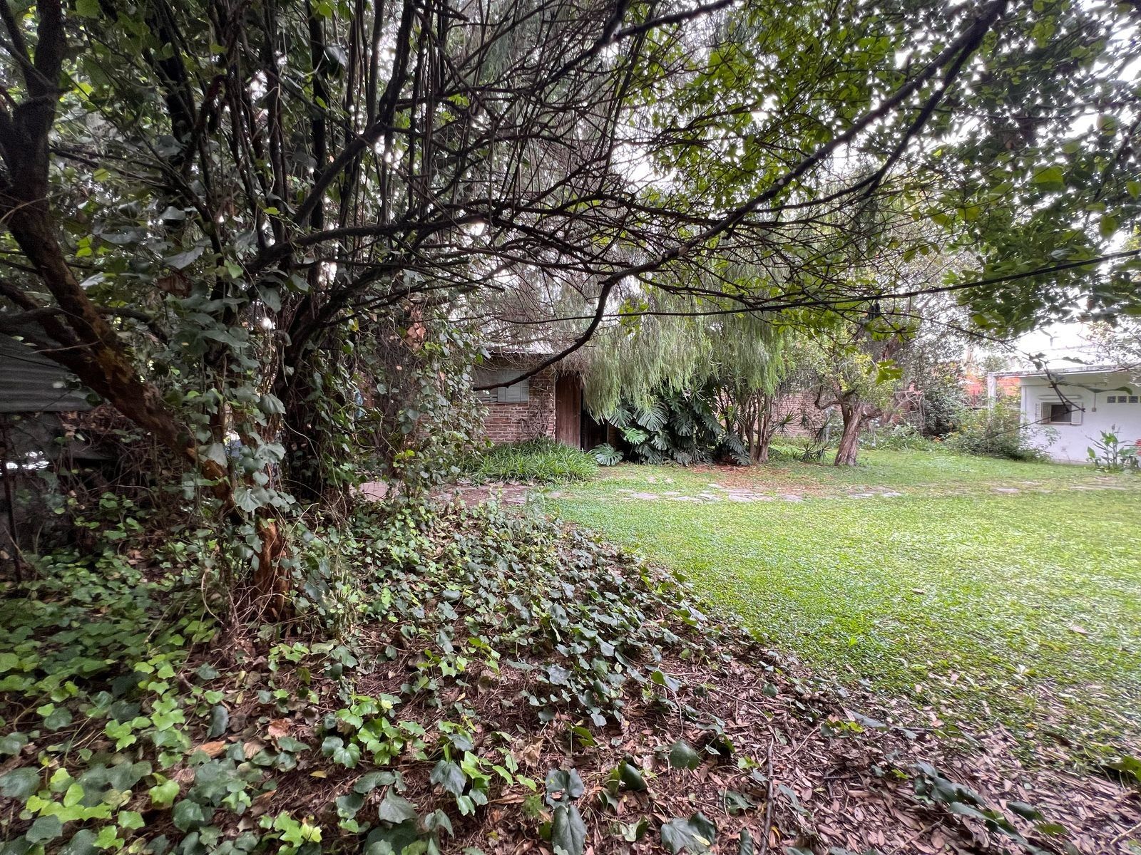 Lote Único En Villa Luzuriaga 17.32 M De Frente - 1.182,35 M²DeConstrucción Permitida — foto 3