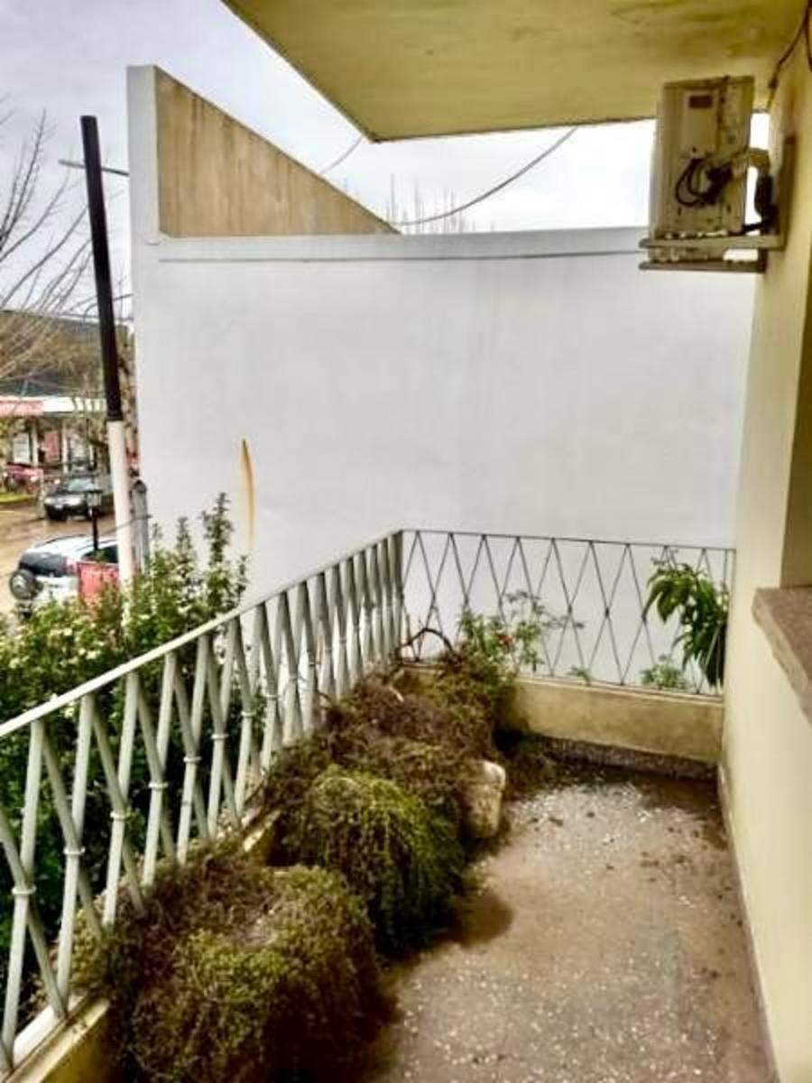 Impecable propiedad sobre Av. Villamayor: Ubicación inmejorable — foto 15