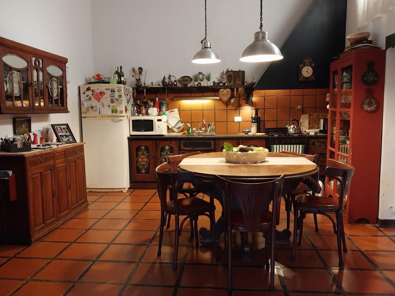 casa céntrica en excelente ubicación — foto 7