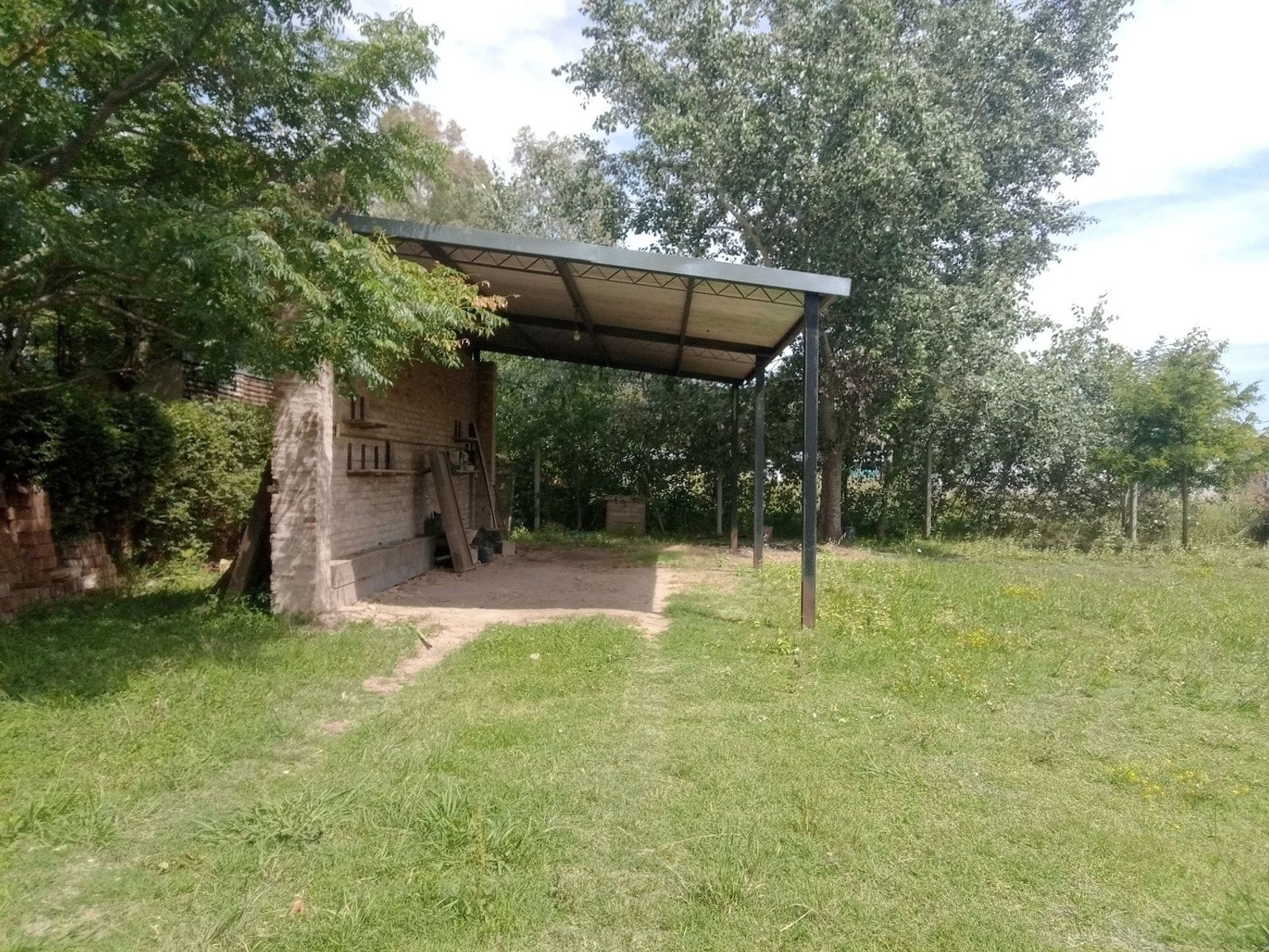 Vivienda con gran potencial de ampliación sobre lote de 809 m² en General Hornos — foto 4