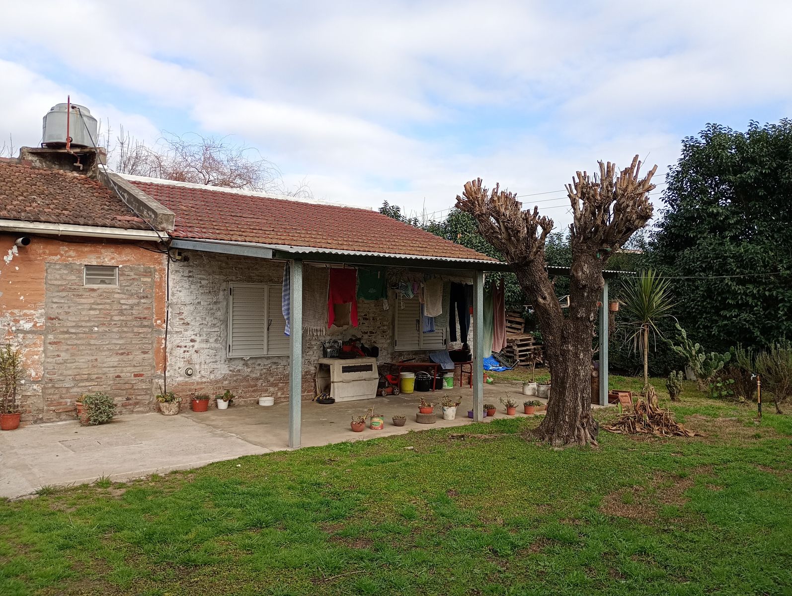 Oportunidad de inversión: Casa con parque y galería a 50 metros del asfalto — foto 6
