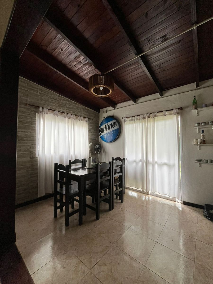 Vivienda a metros de Av. Villamayor: Excelente ubicación y servicios — foto 11