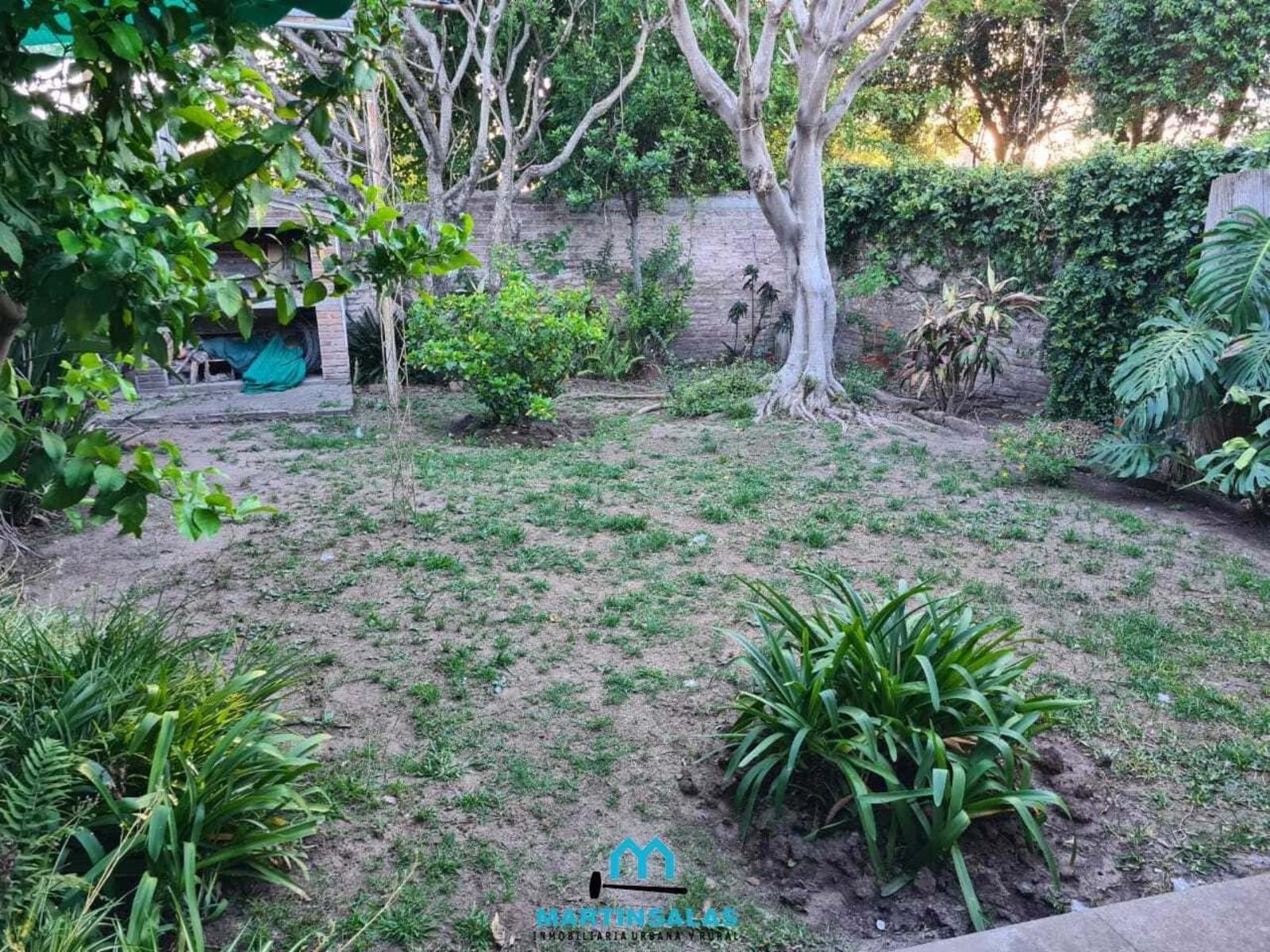 AMPLIA CASA CON TERRENO Y COCHERA - VICTORIA ENTRE RIOS — foto 9