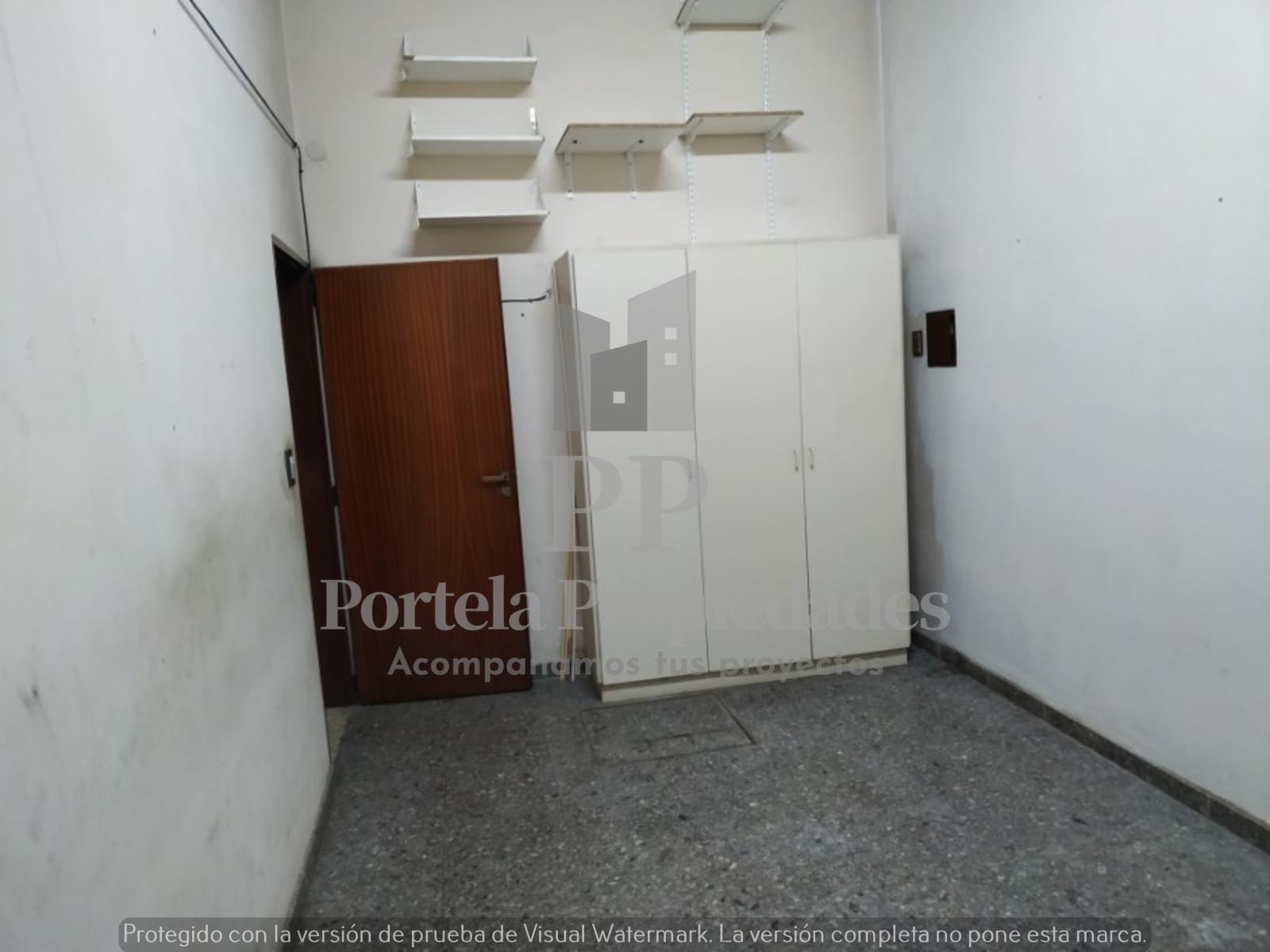 HERMOSO CHALET DE 3 AMBIENTES, BUENA UBICACIÓN CERCA DE LA MUNICIPALIDAD DE HURLINGHAM. APTO CRÉDITO. — foto 6