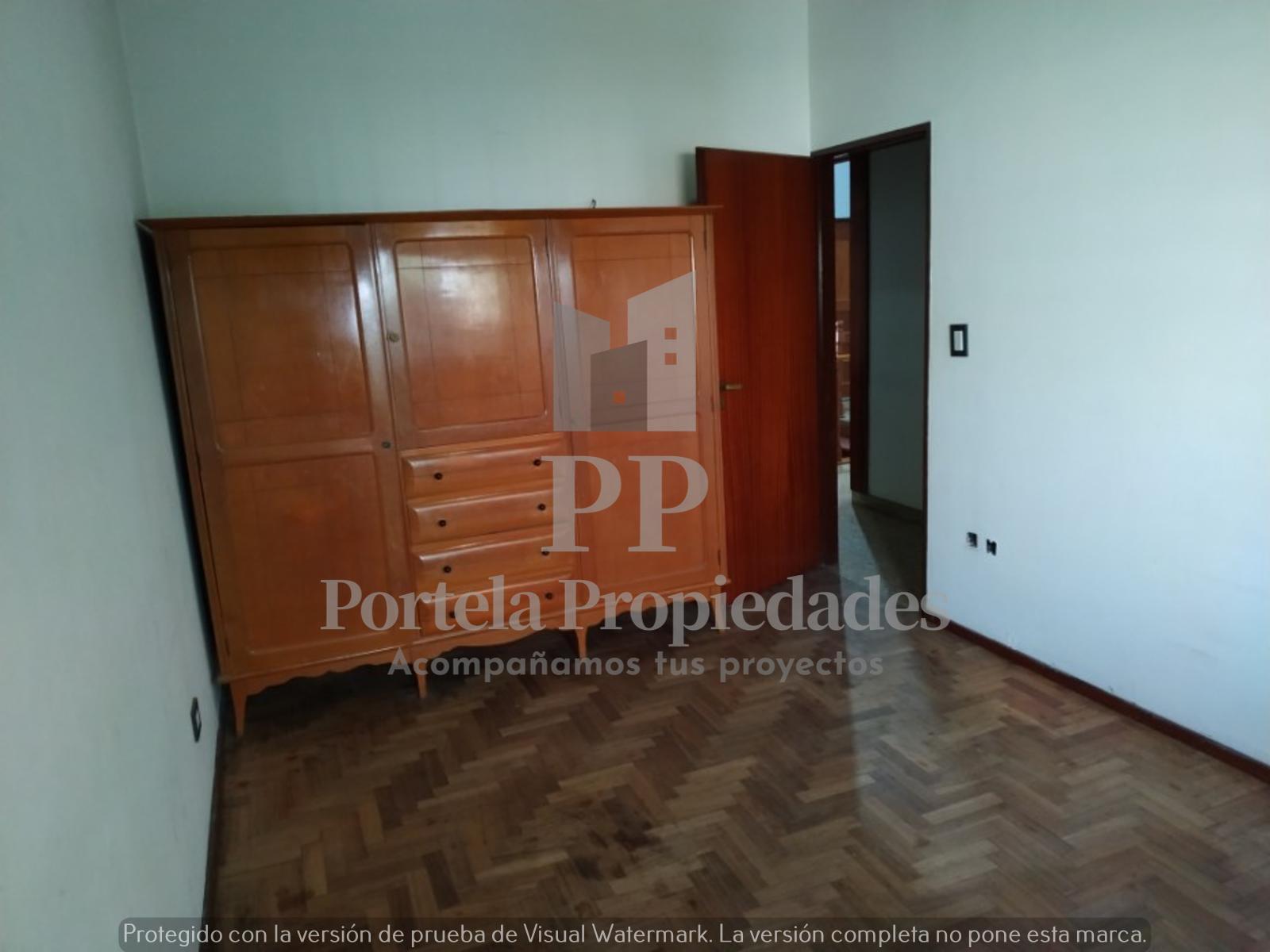 HERMOSO CHALET DE 3 AMBIENTES, BUENA UBICACIÓN CERCA DE LA MUNICIPALIDAD DE HURLINGHAM. APTO CRÉDITO. — foto 7