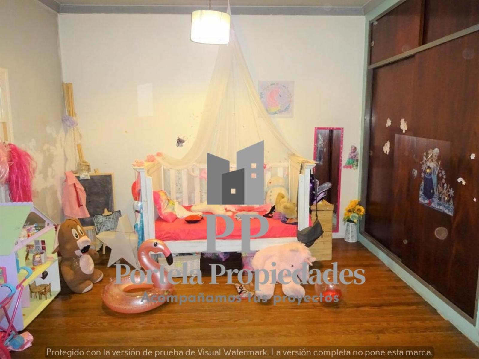 AMPLIO LOTE DE 8.66 X 50 METROS CON 3 CASAS EN CASTELAR SUR — foto 8