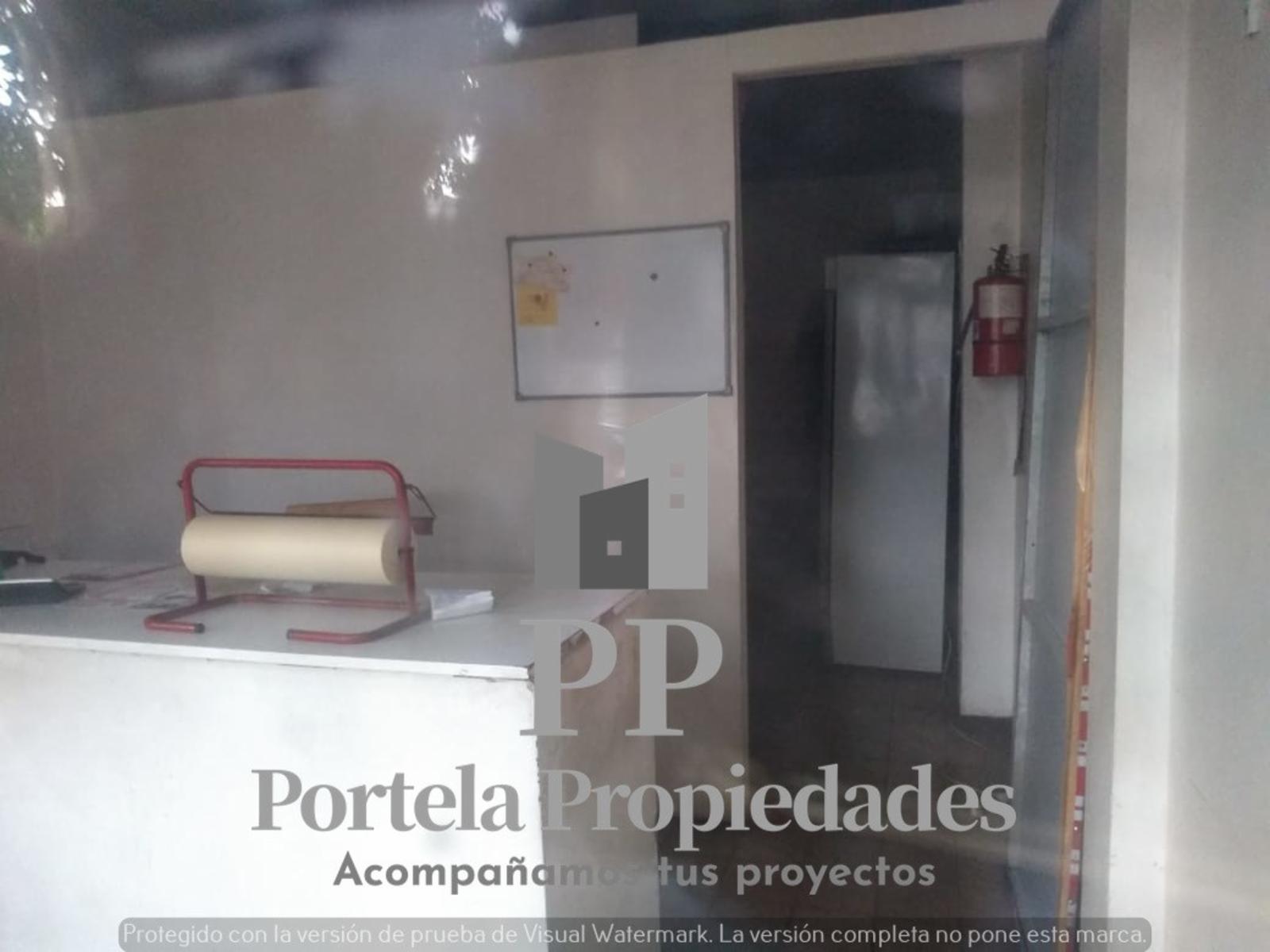 LOCAL COMERCIAL CASTELAR — foto 3