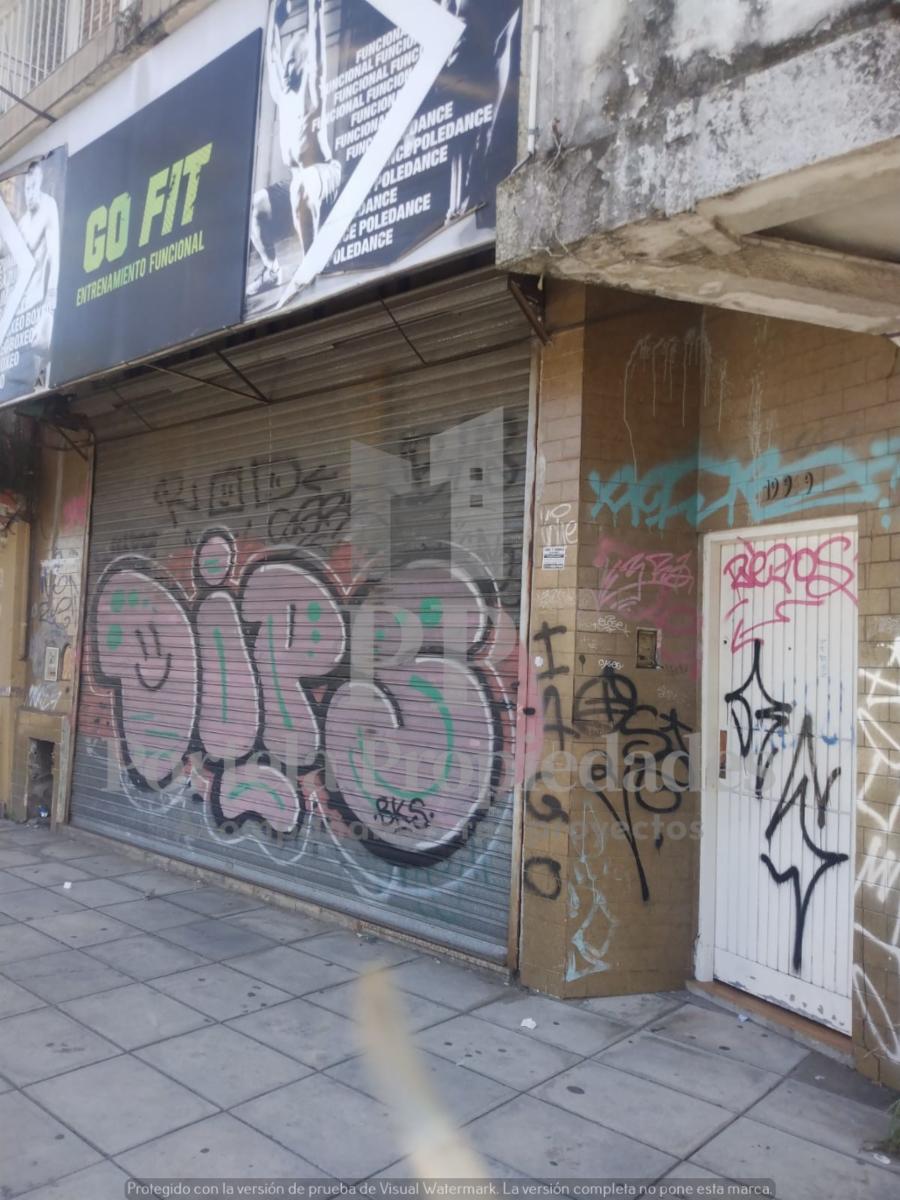 LOCAL COMERCIAL CON PROPIEDAD FRENTE A LA ESTACION DE CASTELAR NORTE — foto 3