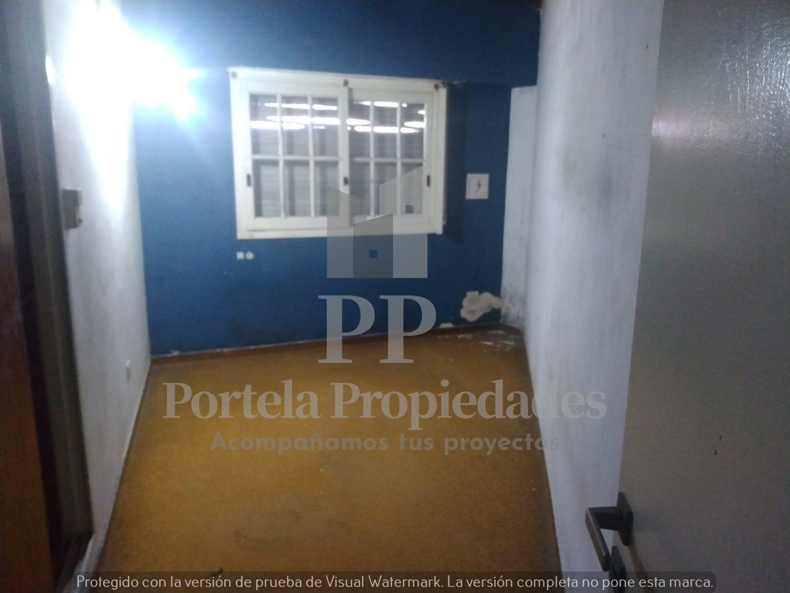 LOCAL COMERCIAL CON PROPIEDAD FRENTE A LA ESTACION DE CASTELAR NORTE — foto 12