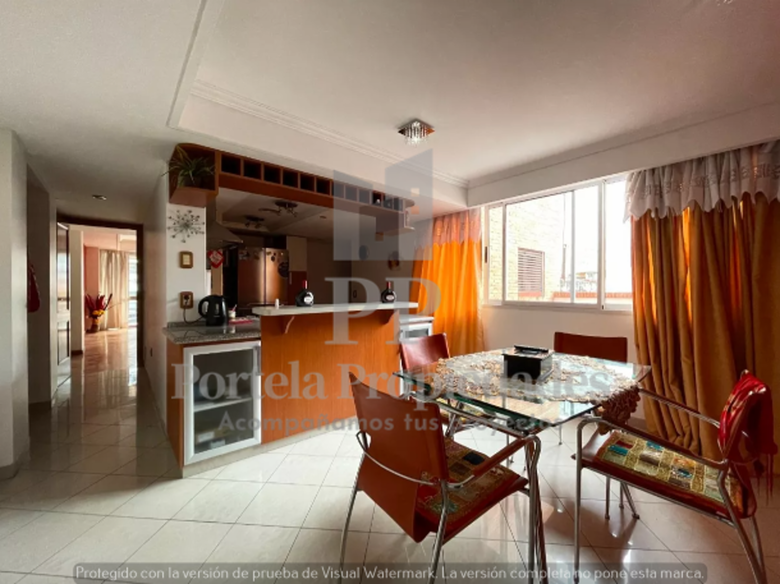 PISO DE 4 AMBIENTES C/COCHERA CENTRO DE CASTELAR — foto 6