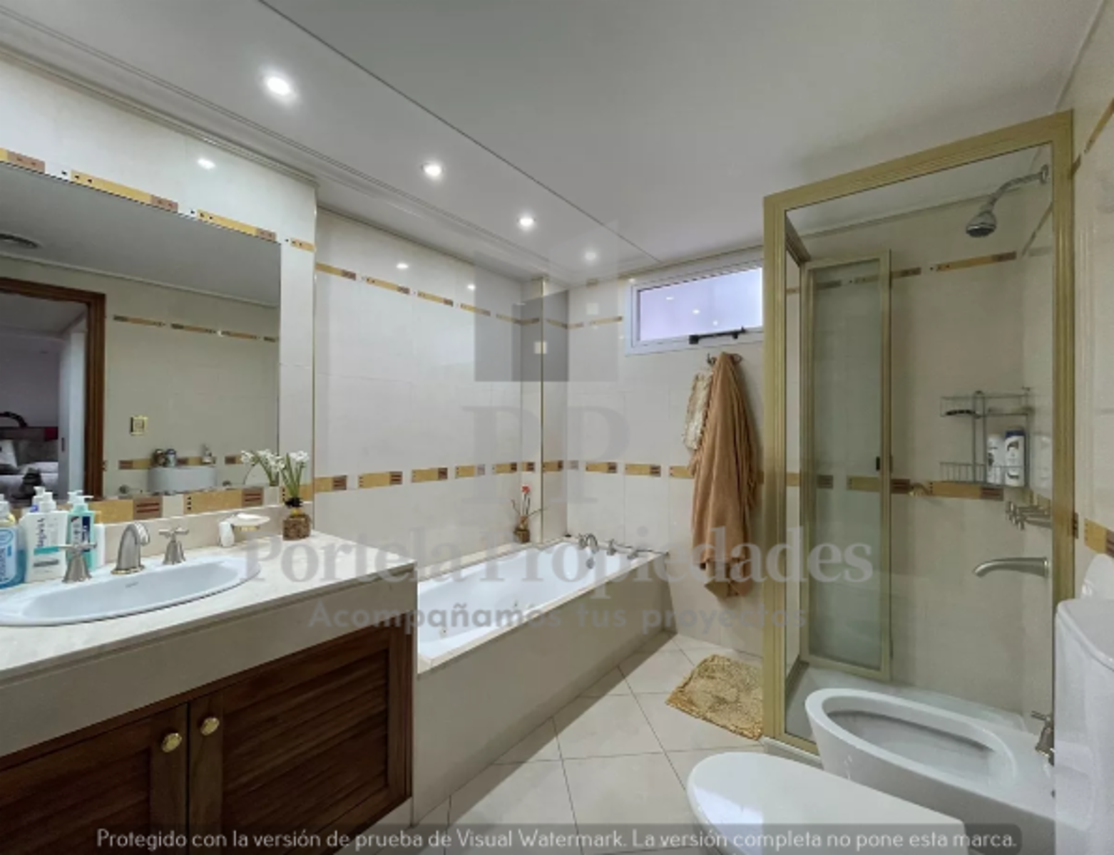 PISO DE 4 AMBIENTES C/COCHERA CENTRO DE CASTELAR — foto 12