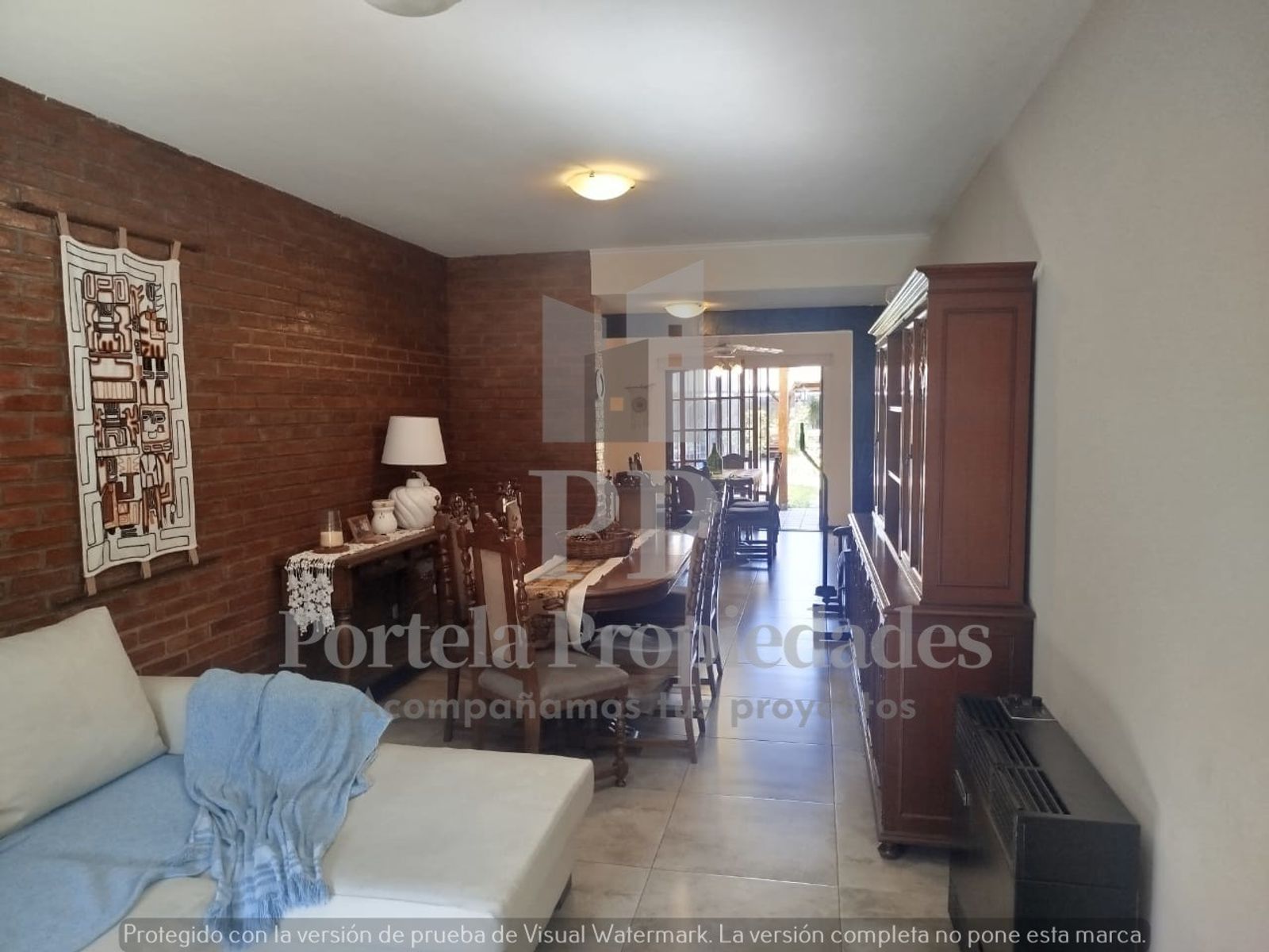 CHALET DE 4 AMBIENTES CON PILETA Y QUINCHO EN ITUZAINGÓ — foto 4