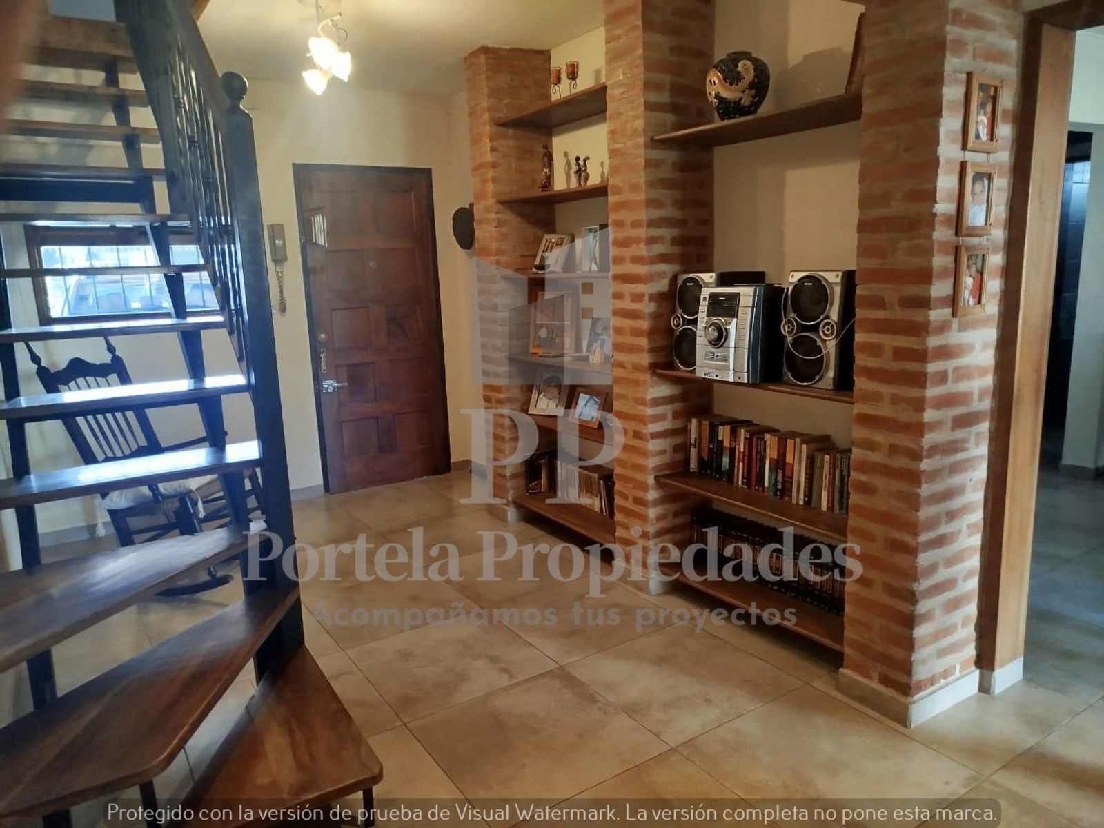CHALET DE 4 AMBIENTES CON PILETA Y QUINCHO EN ITUZAINGÓ — foto 5