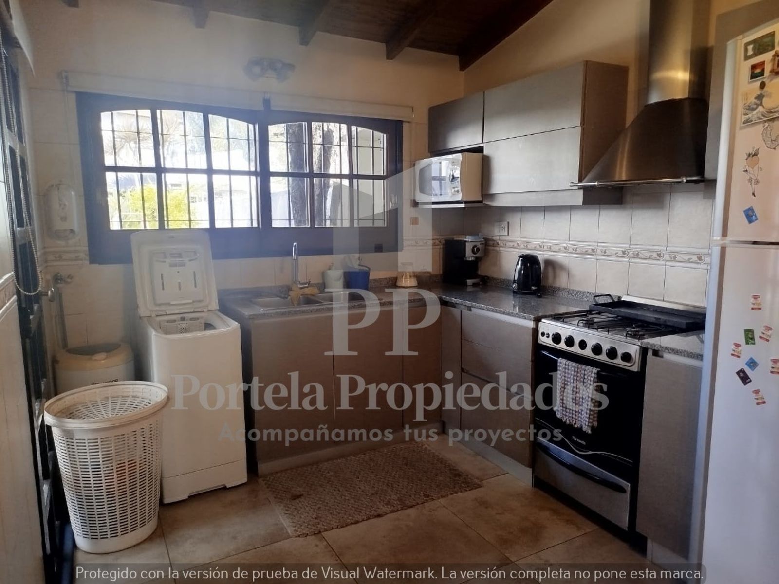 CHALET DE 4 AMBIENTES CON PILETA Y QUINCHO EN ITUZAINGÓ — foto 9