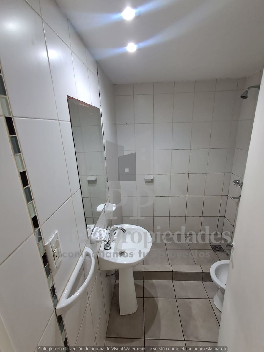 DEPARTAMENTO DE 1 AMBIENTE MORON - 5