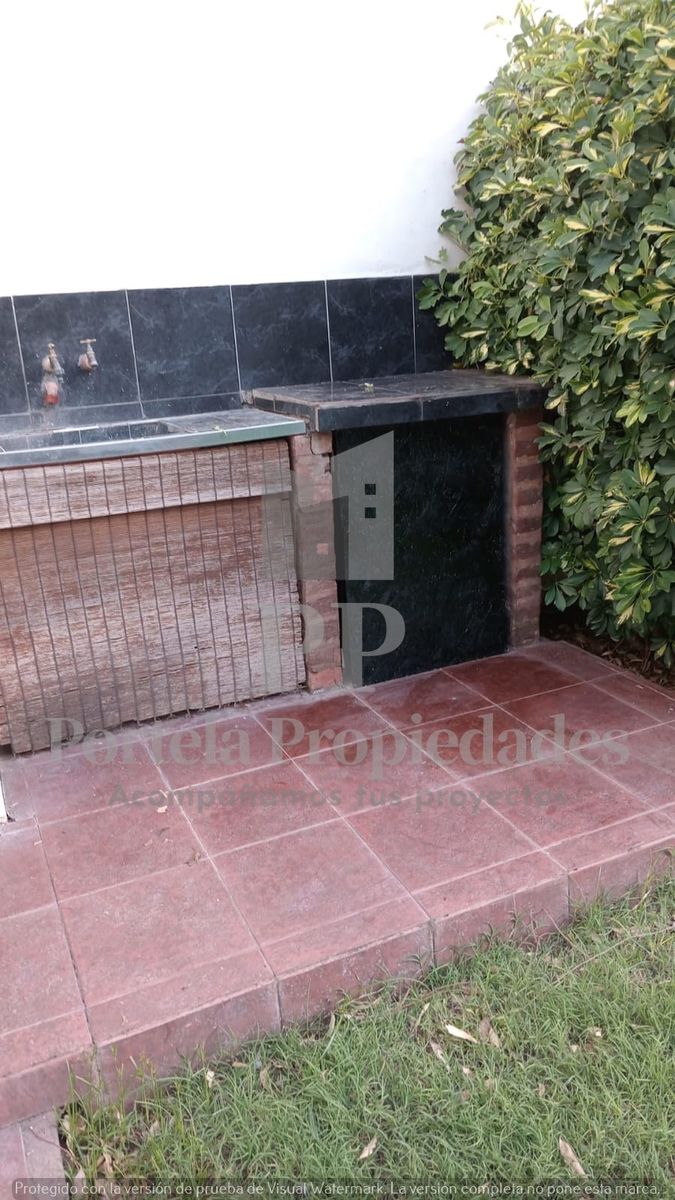 CASA CON NEGOCIO Y DEPARTAMENTOS EN ITUZAINGO NORTE — foto 15