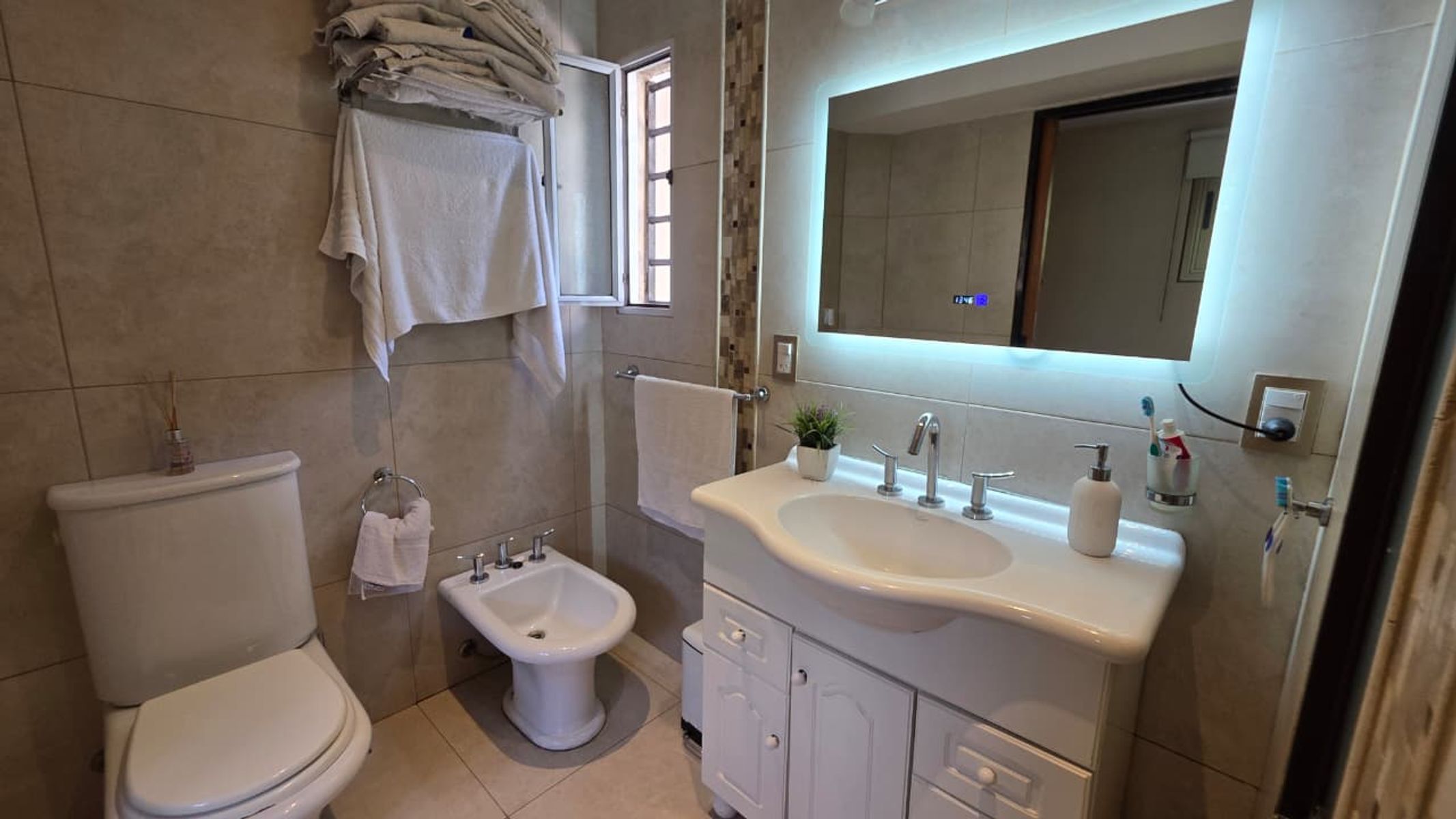 CASA 5 AMBIENTES EN ITUZAINGÓ — foto 4