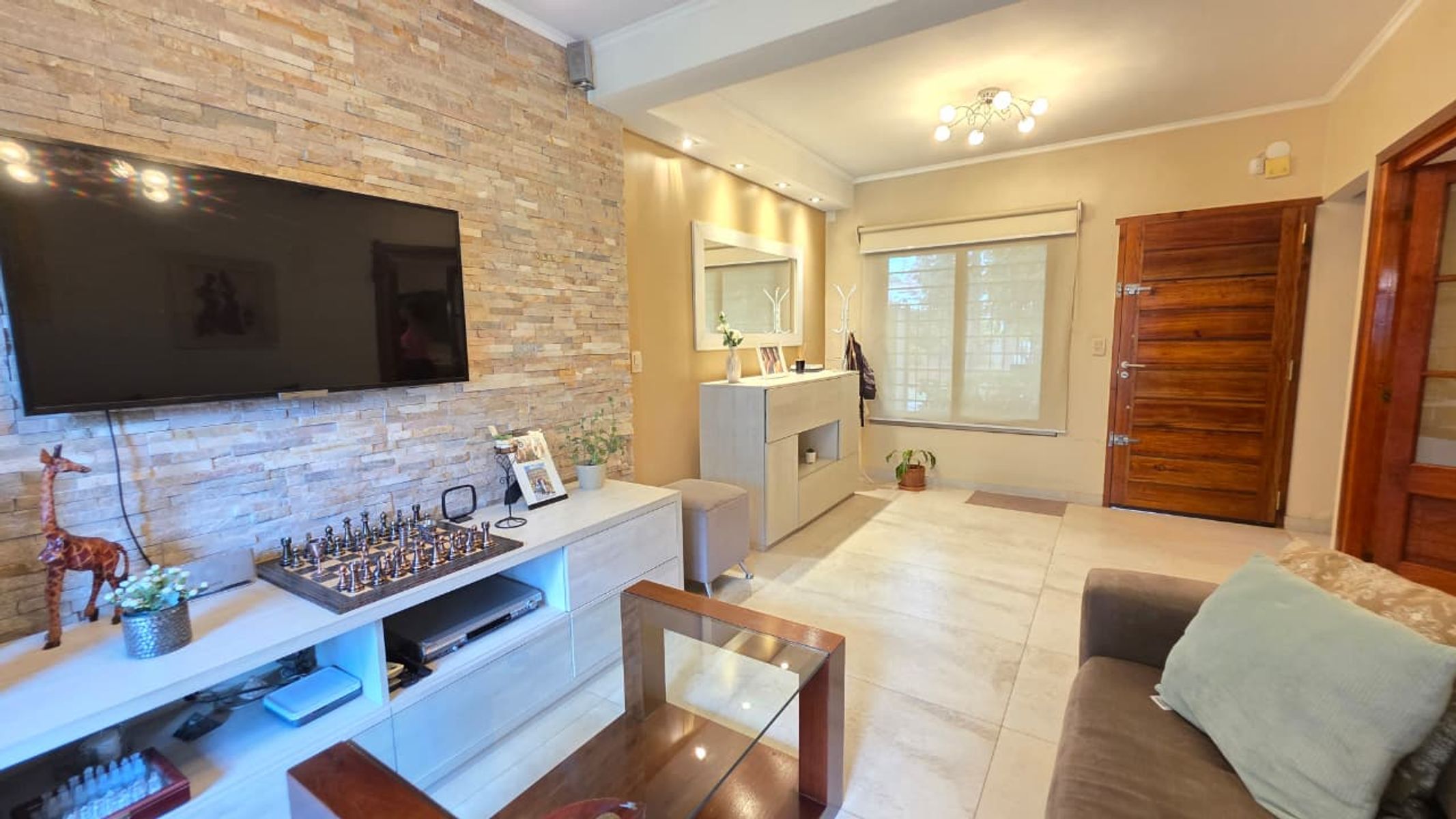 CASA 5 AMBIENTES EN ITUZAINGÓ — foto 11