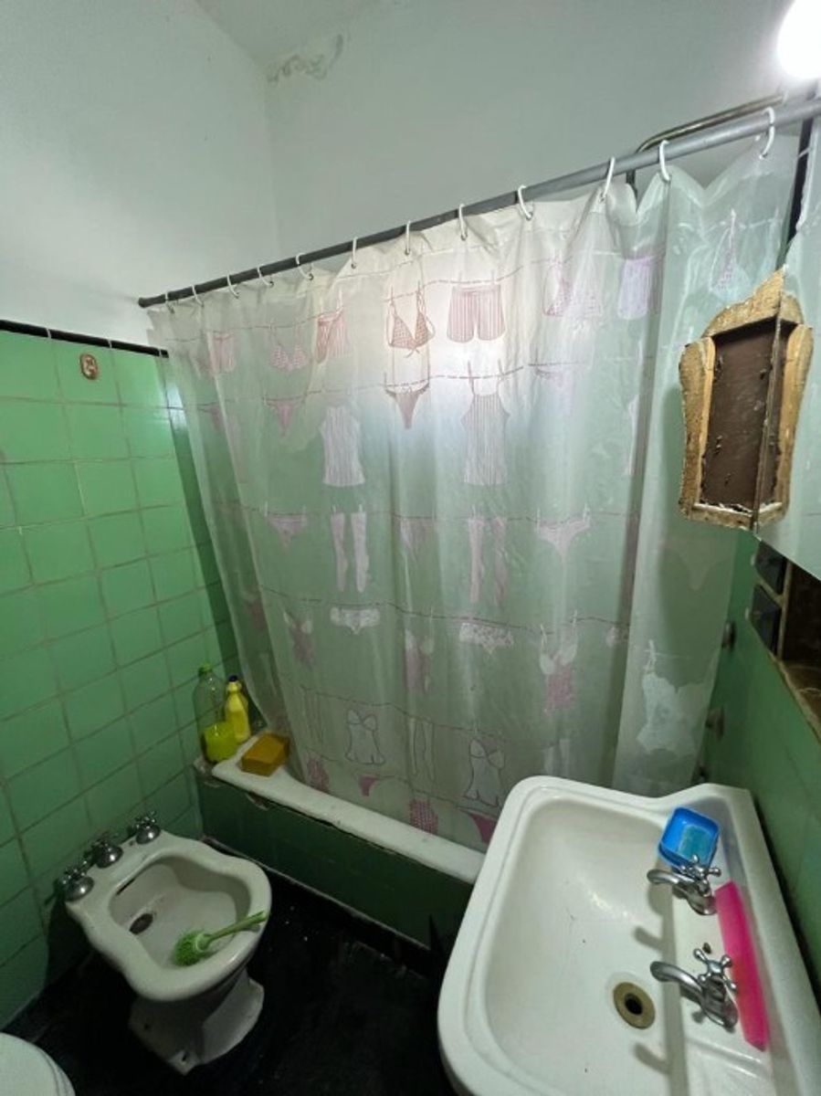 CASA AMERICANA APTO CRÉDITO EN CASTELAR SUR — foto 7