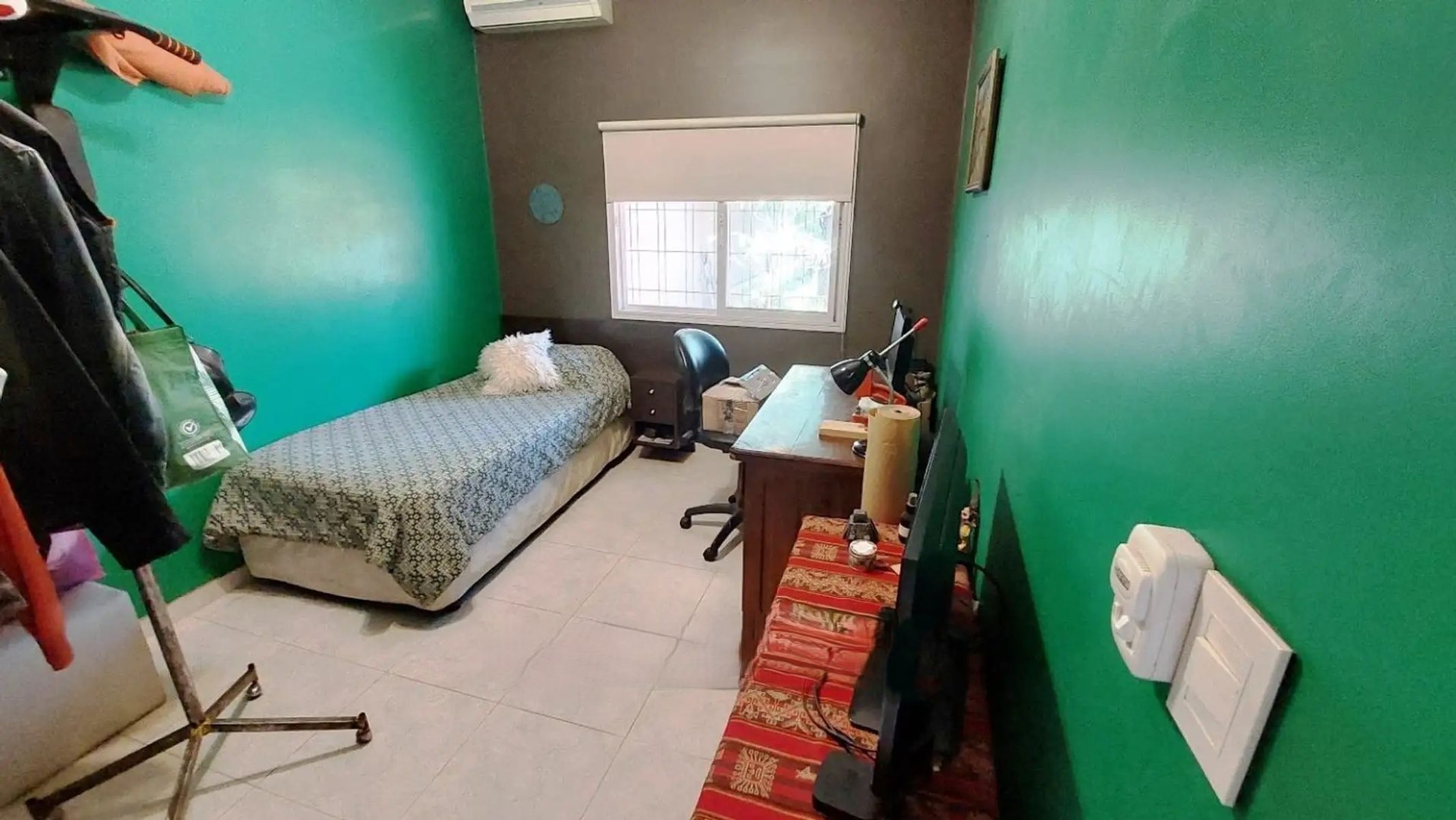 CASA 5 AMBIENTES APTO CRÉDITO CON PILETA EN CASTELAR NORTE — foto 8