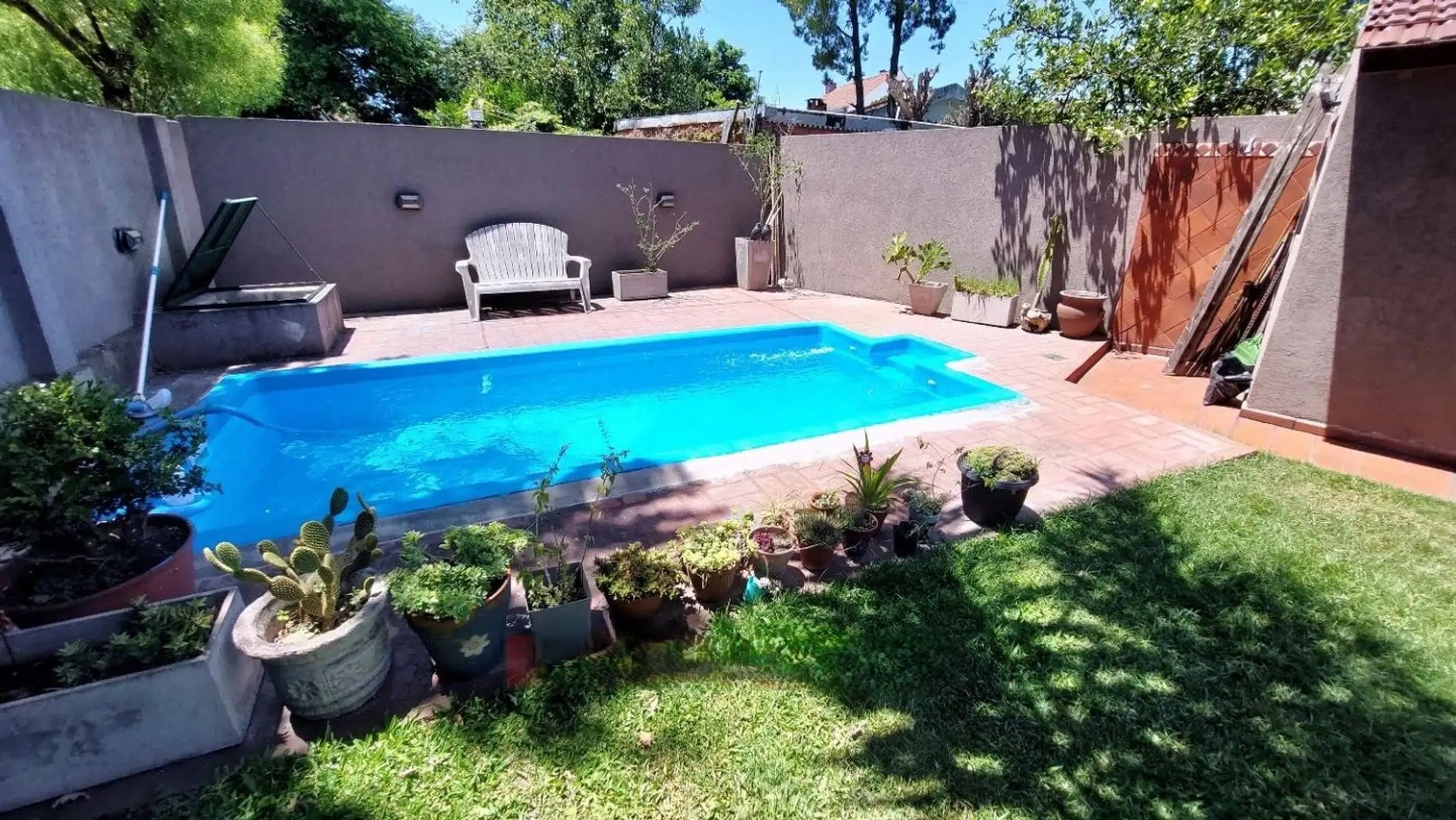 CASA 5 AMBIENTES APTO CRÉDITO CON PILETA EN CASTELAR NORTE — foto 10