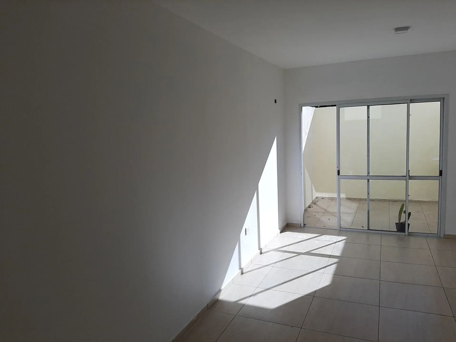 MONOAMBIENTE APTO CRÉDITO CON PATIO EN MORÓN SUR - 2