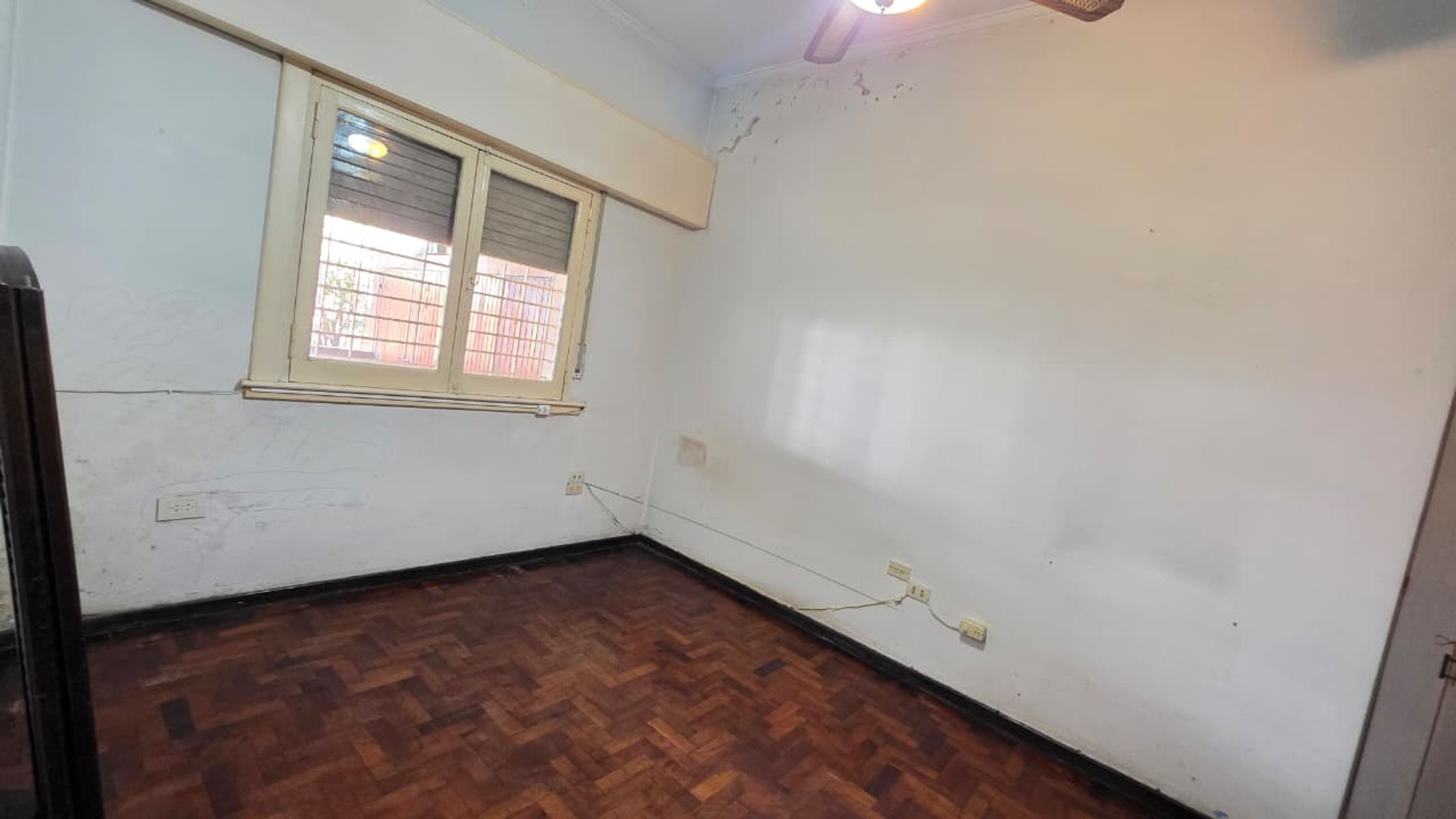 CASA 4 AMBIENTES EN VENTA EN CASTELAR NORTE - 5