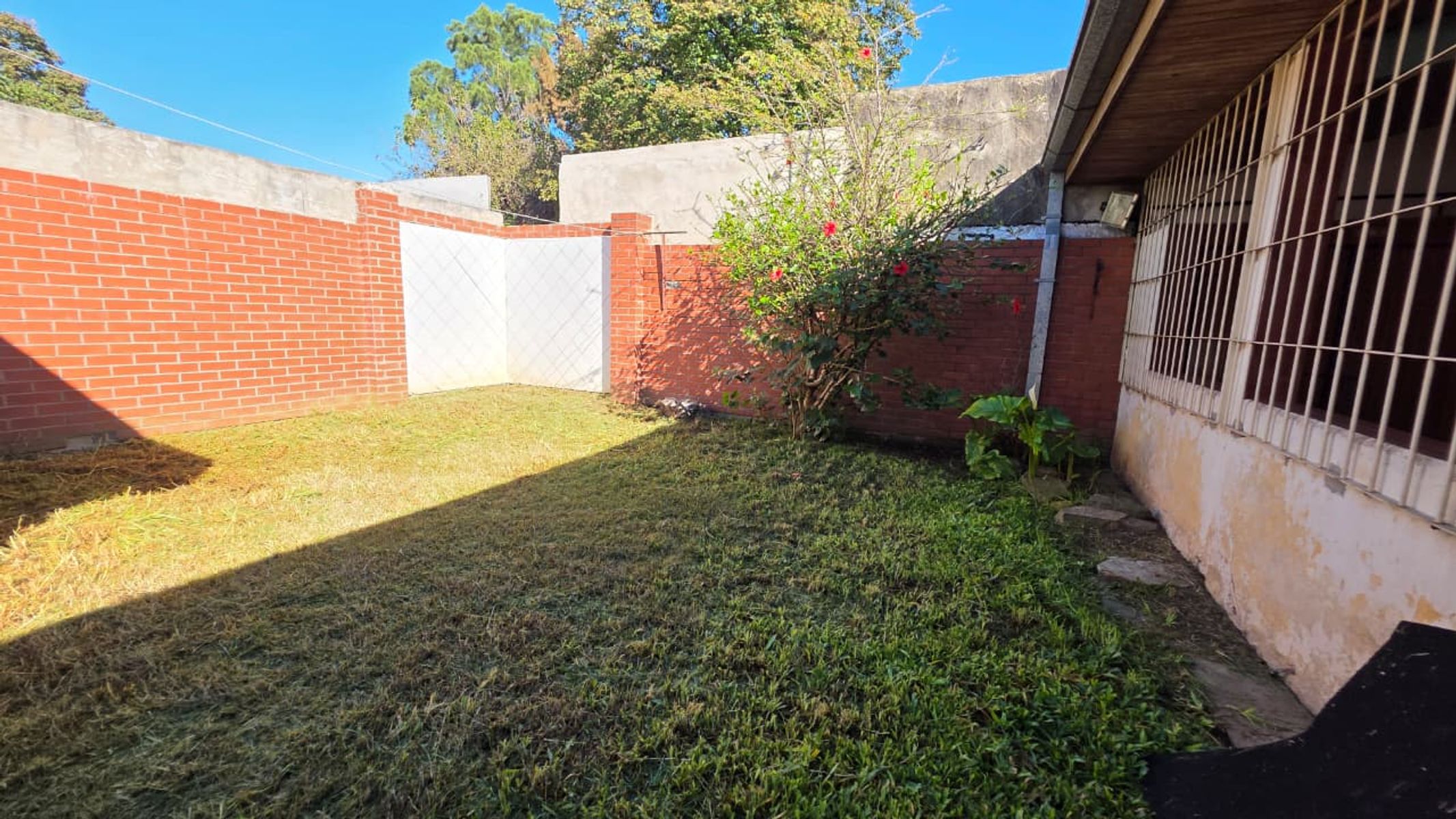 CASA 4 AMBIENTES EN VENTA EN CASTELAR NORTE - 16