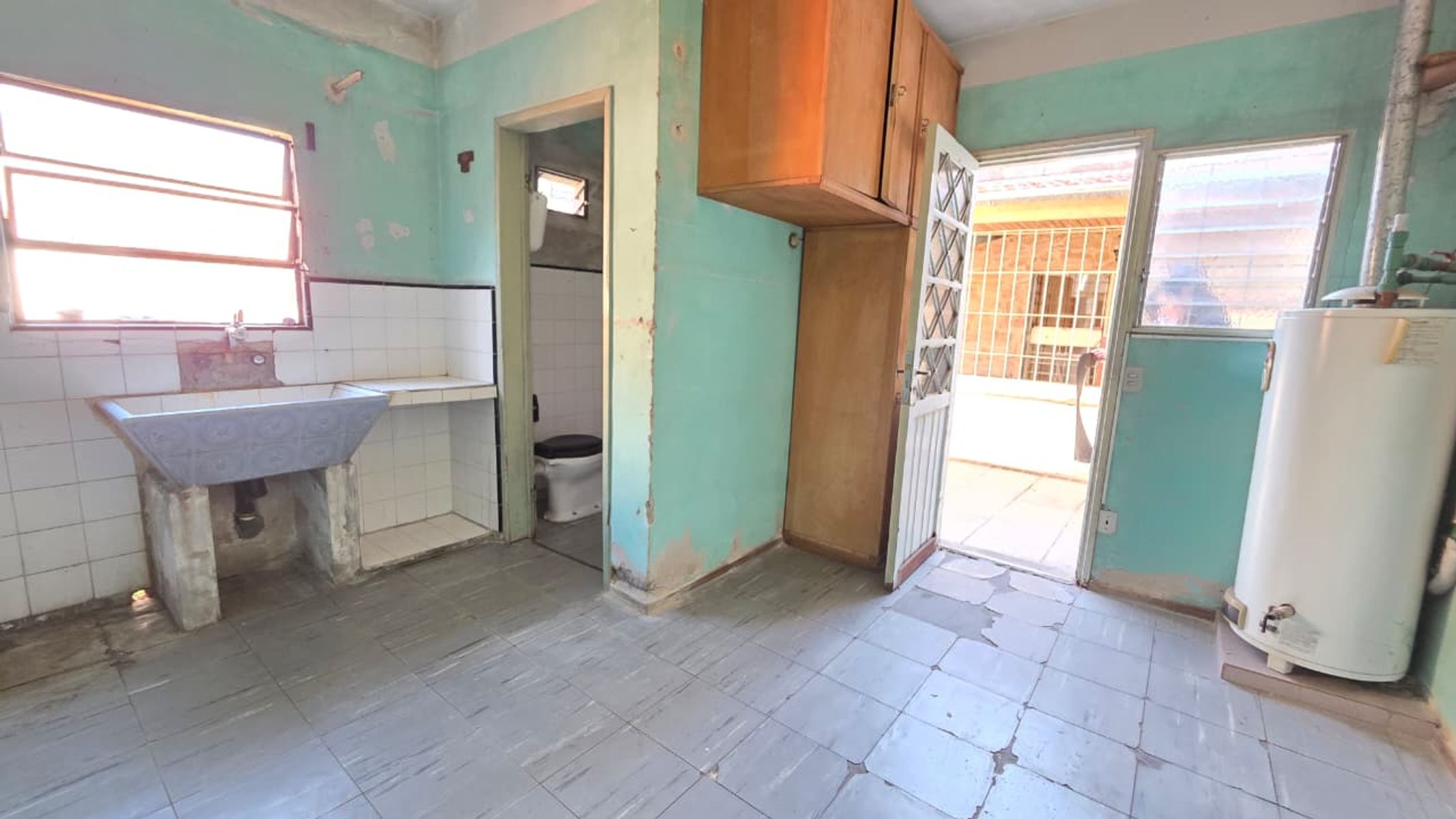 CASA 4 AMBIENTES EN VENTA EN CASTELAR NORTE - 19