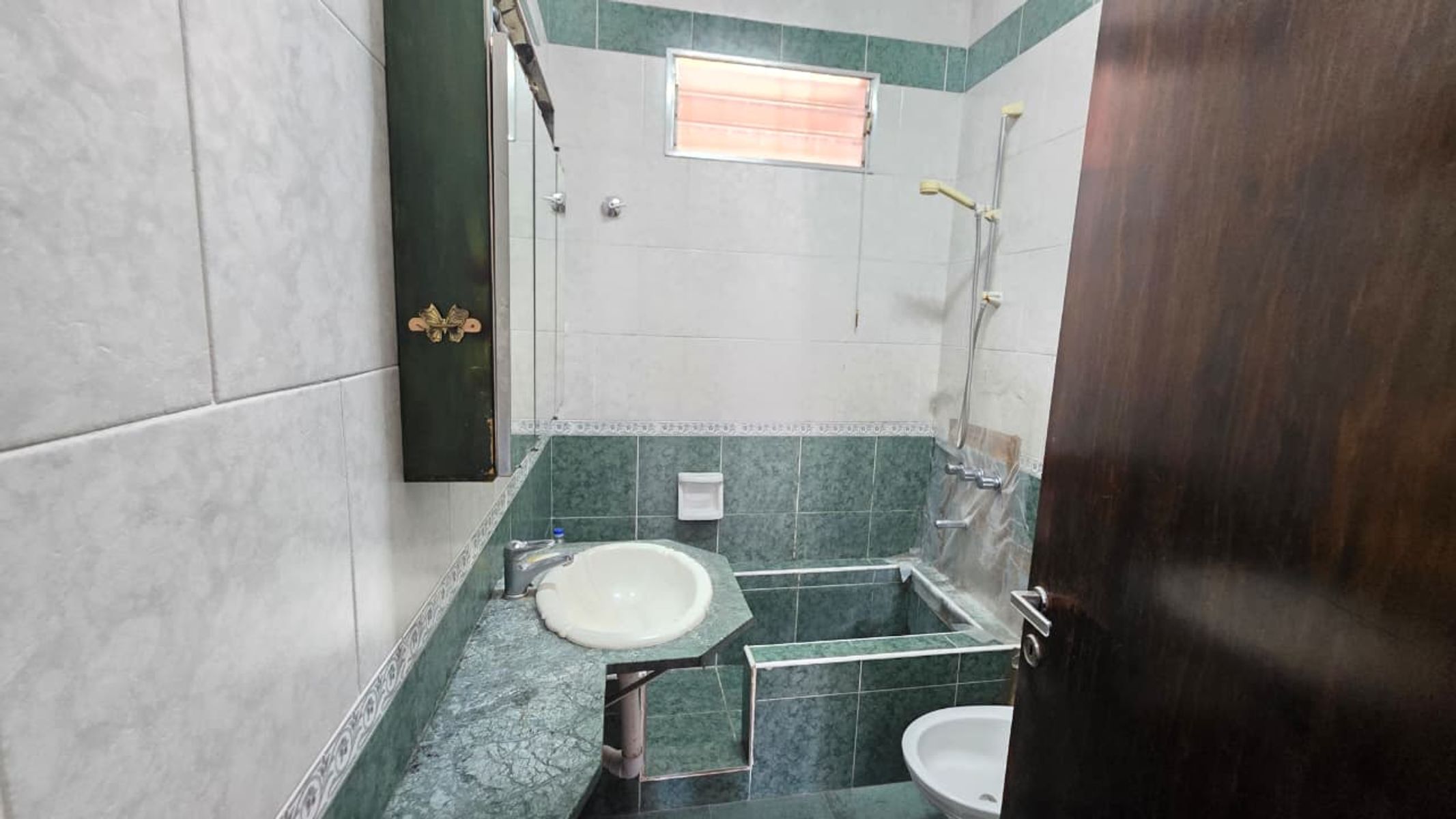 CASA 4 AMBIENTES EN VENTA EN CASTELAR NORTE - 21
