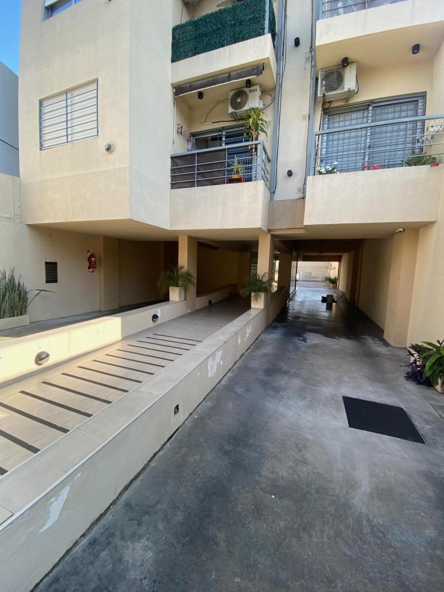 VENTA MONOAMBIENTE APTO CRÉDITO CON PILETA EN MORÓN - 5