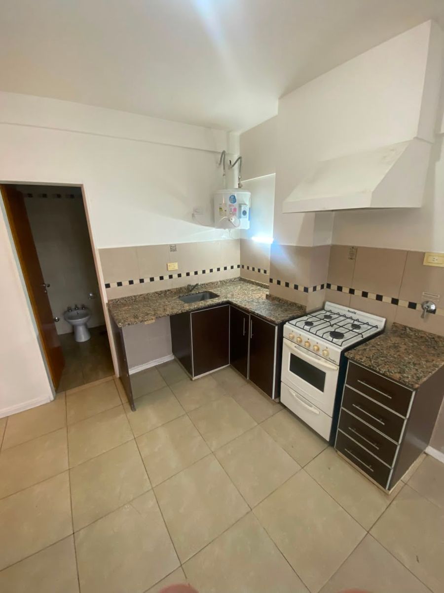 VENTA MONOAMBIENTE APTO CRÉDITO CON PILETA EN MORÓN - 8