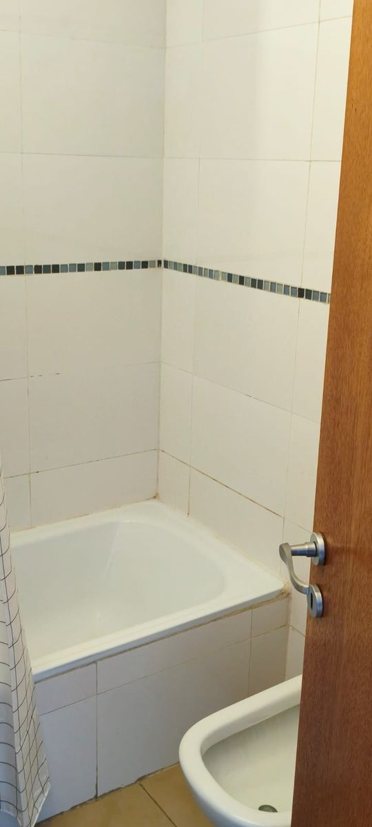 ALQUILER MONOAMBIENTE EN CASTELAR NORTE - 9