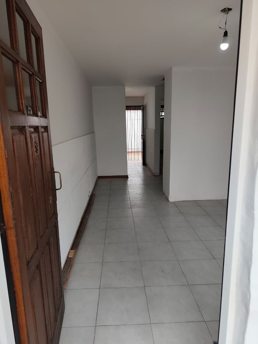 DUPLEX 3 AMBIENTES CON COCHERA EN CASTELAR NORTE - 12