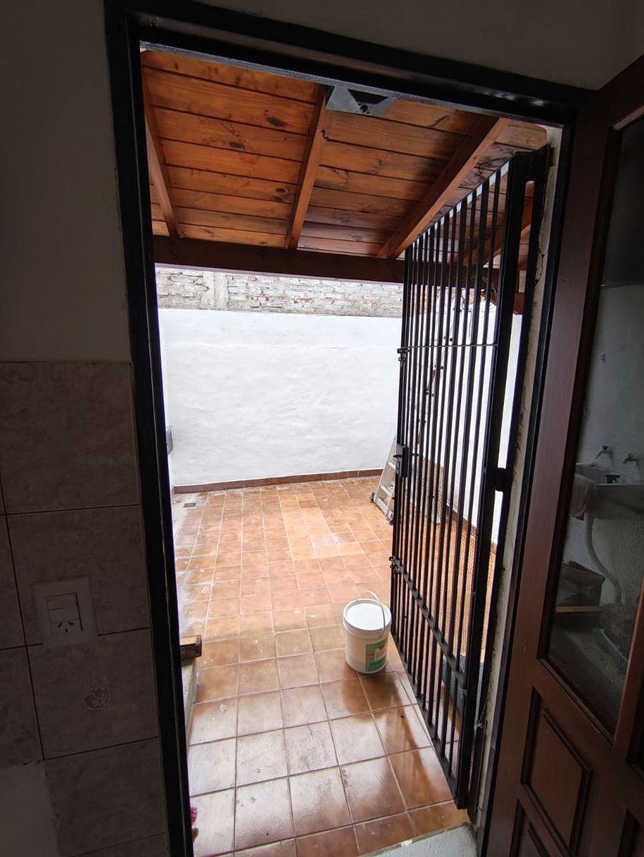 DUPLEX 3 AMBIENTES CON COCHERA EN CASTELAR NORTE - 20