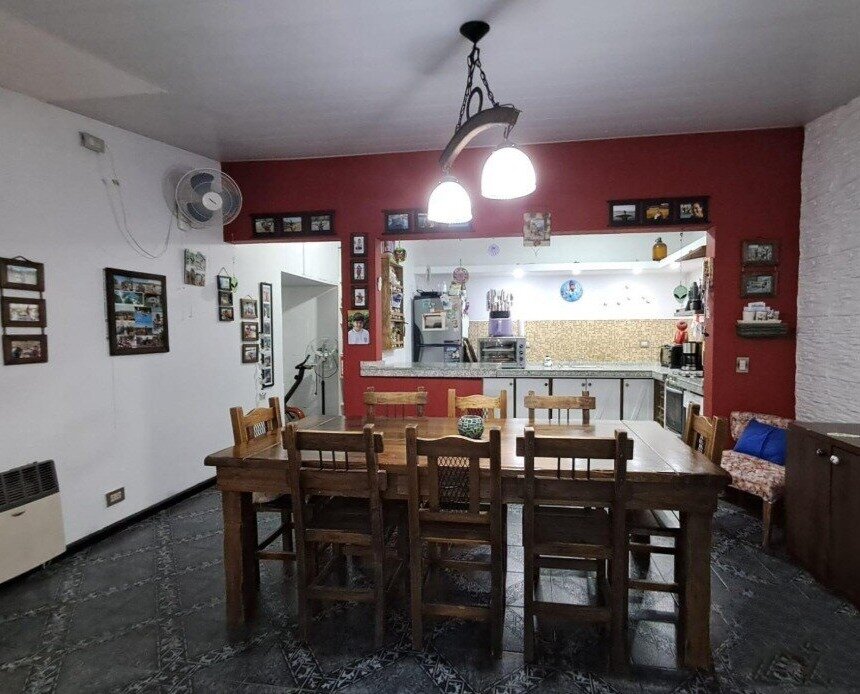 VENTA CASA 5 AMBIENTES CON PILETA EN PARQUE LELOIR - 5