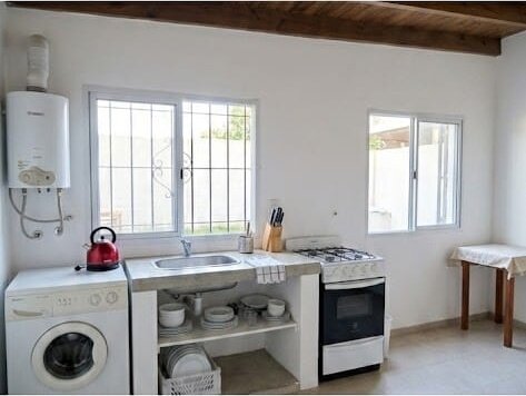 ALQUILER MONOAMBIENTE EN CONDOMINIO EN ITUZAINGO - 2