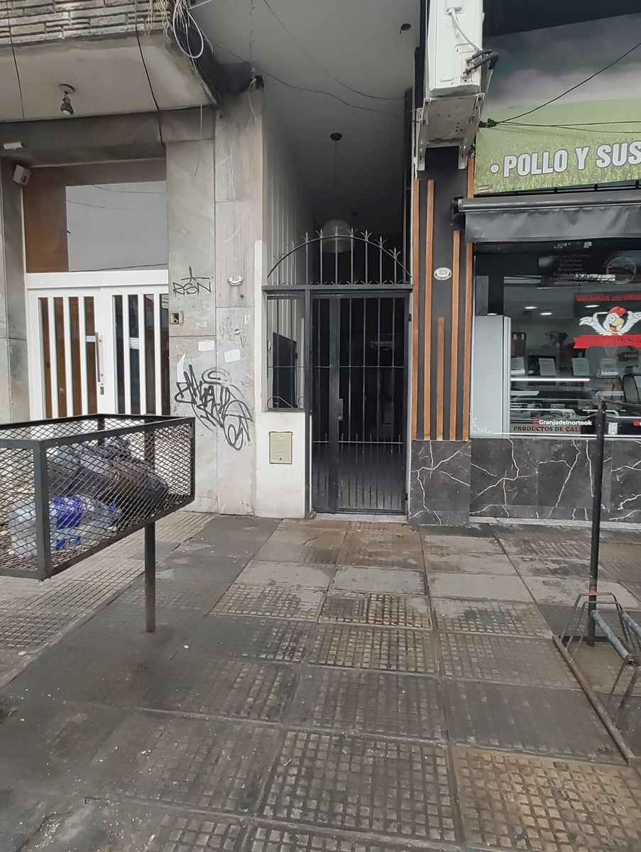 MONOAMBIENTE APTO PROFESIONAL CASTELAR CENTRO