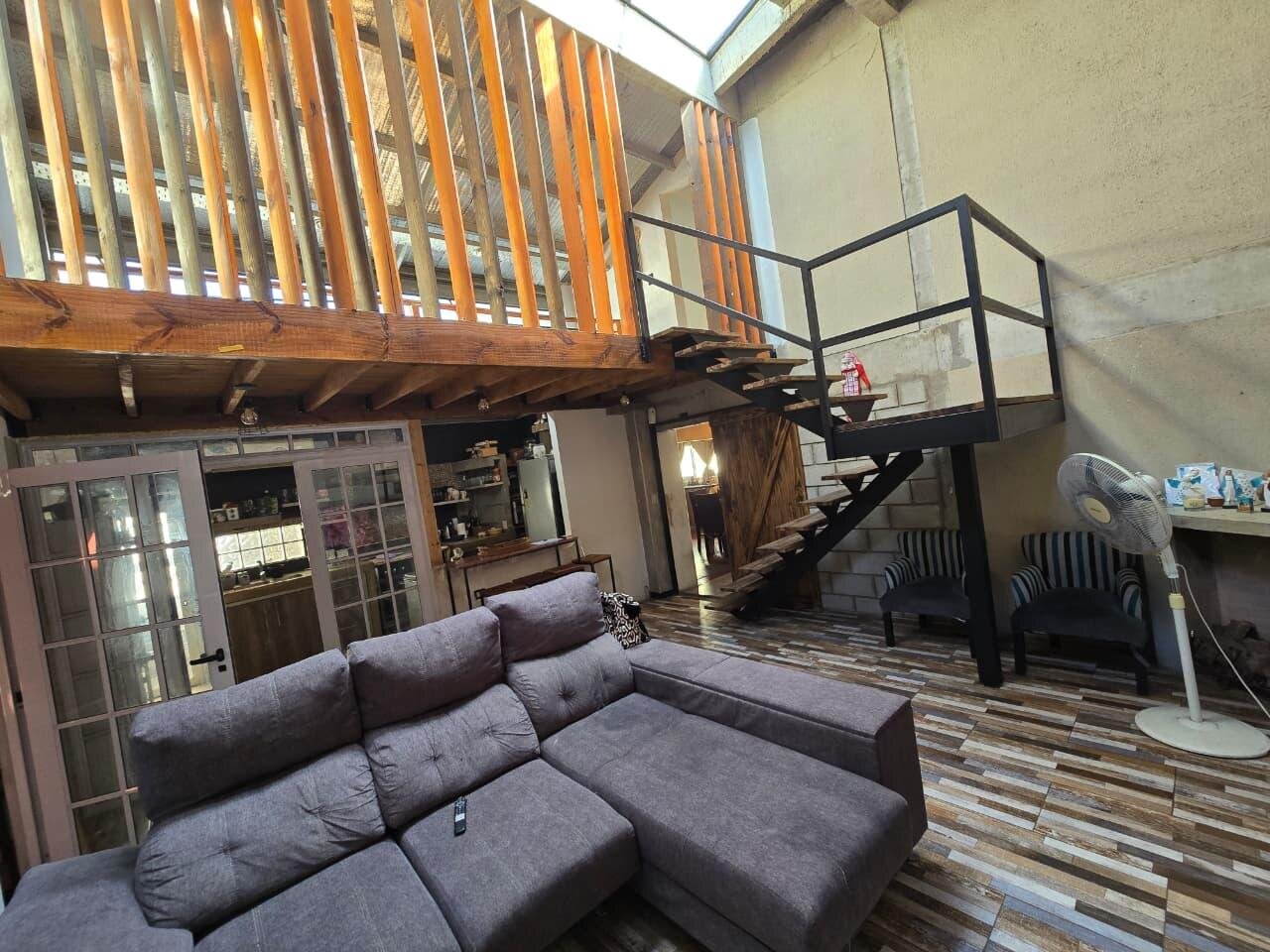 CASA EN VENTA 4 AMBIENTES CON PILETA EN SAN ANTONIO DE PADUA - 3